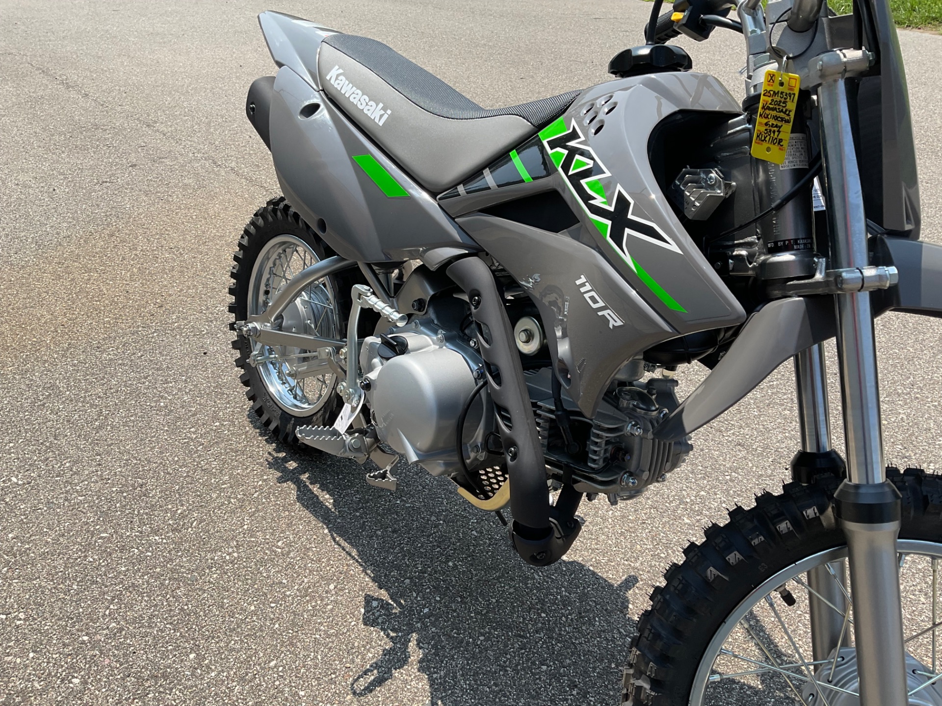 2025 Kawasaki KLX®110R 9
