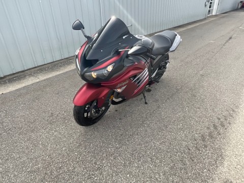 Used 2025 Kawasaki Ninja® ZX™-14R ABS Motorcycles in Howell, MI