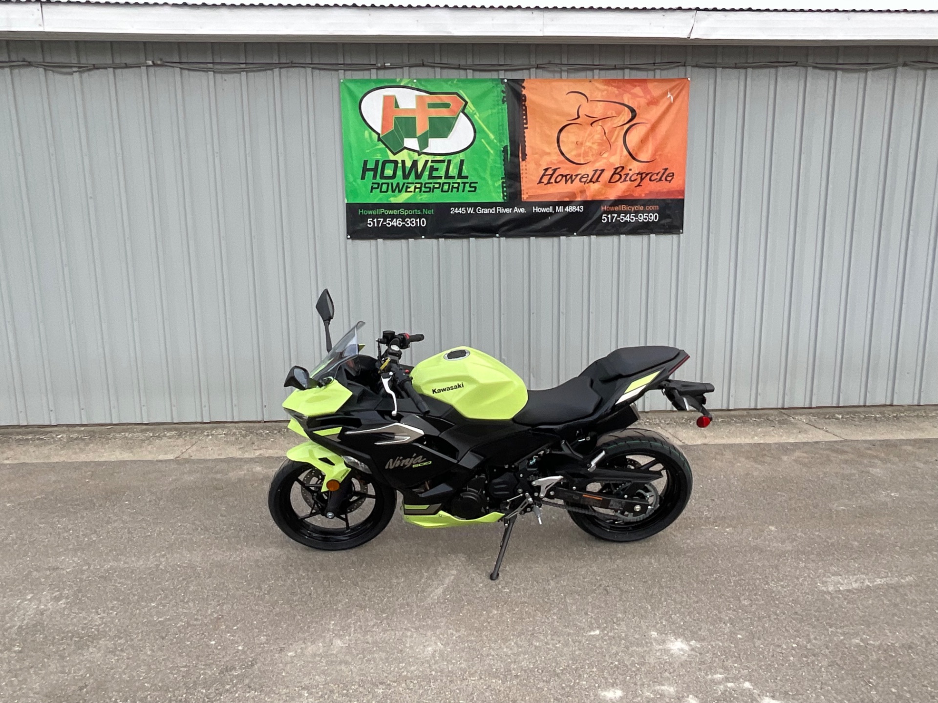 2026 Ninja® 500 ABS