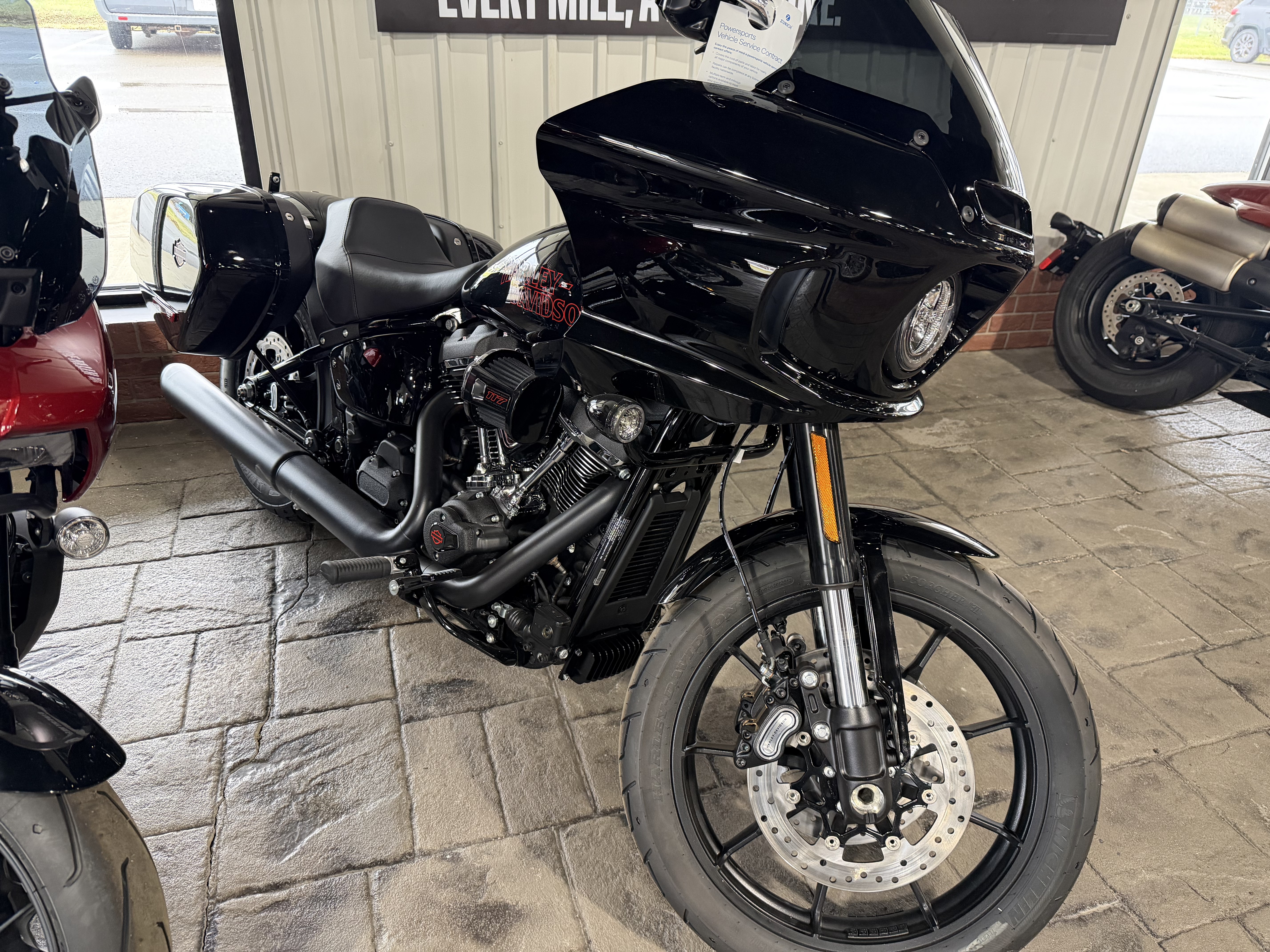 New 2025 Harley-Davidson Low Rider® ST Vivid Black (Chrome Finish
