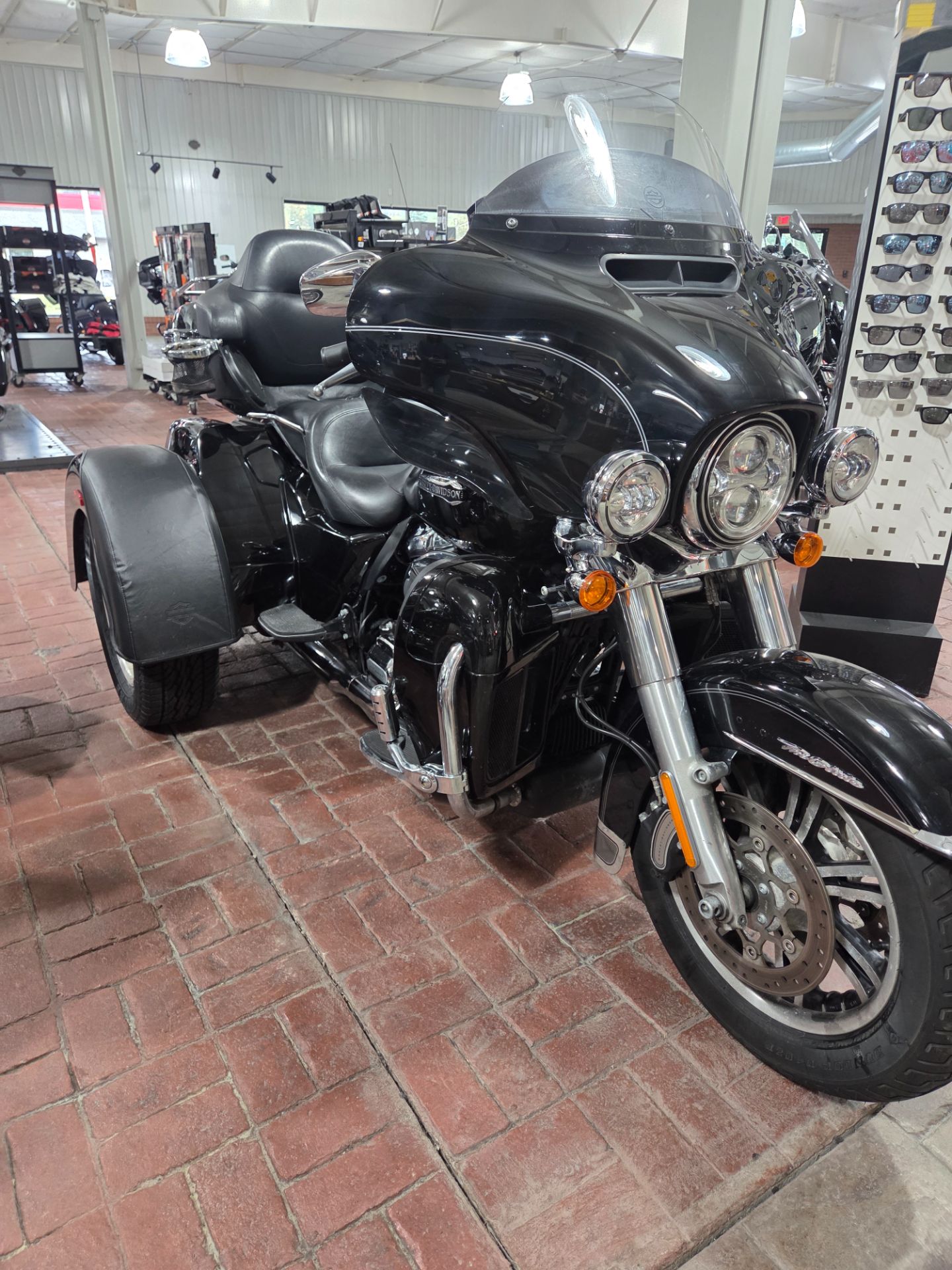 2017 Tri Glide® Ultra
