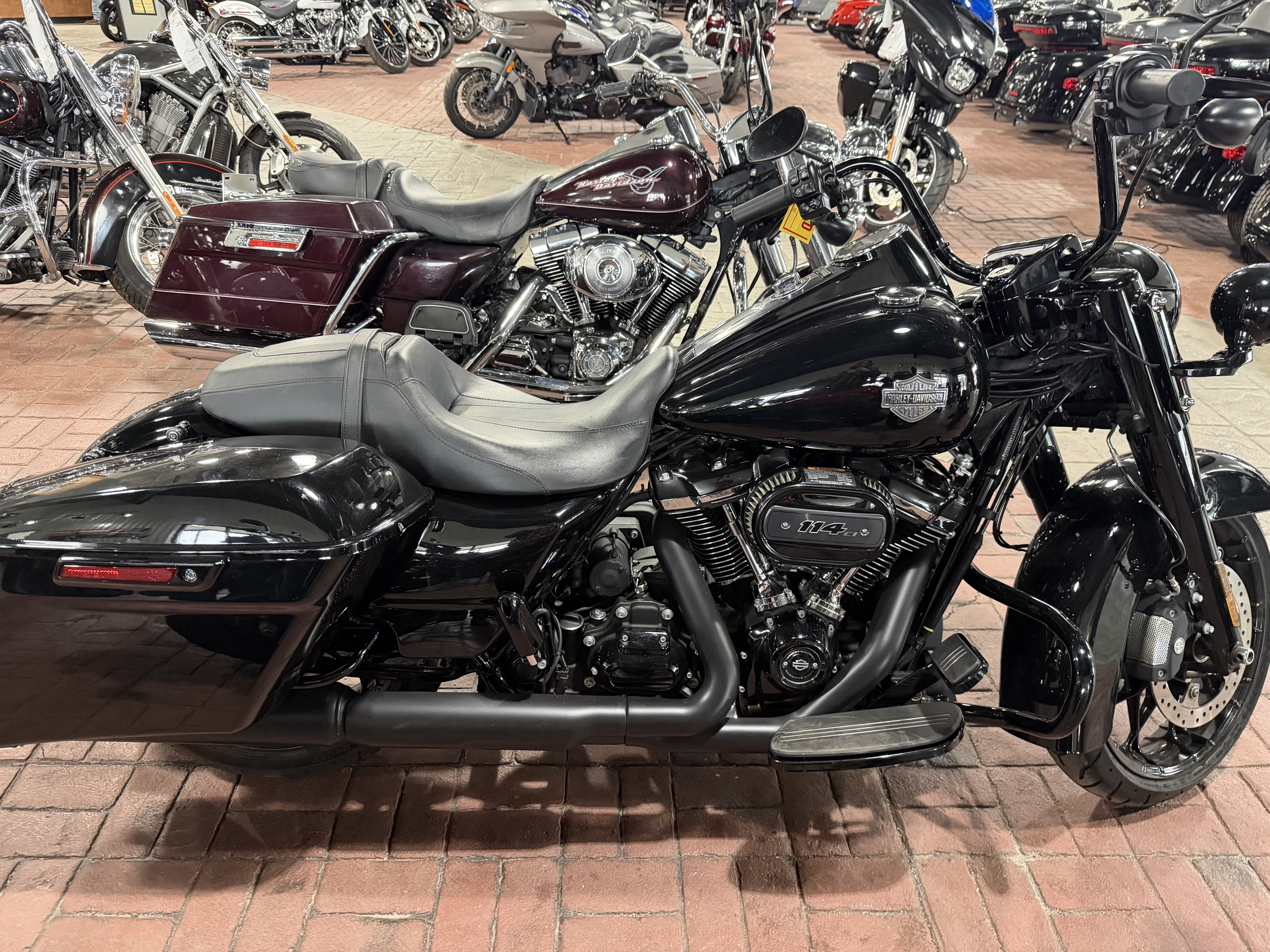 Used 2021 Harley-Davidson Road King® Special Vivid Black