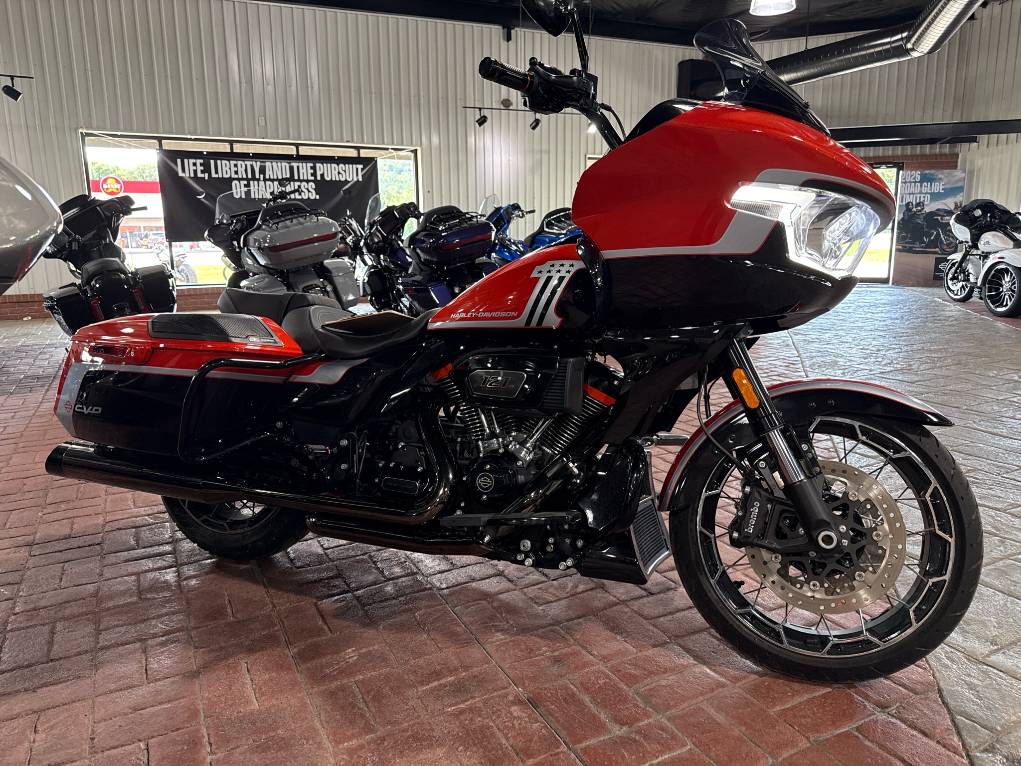 2024 CVO Road Glide®