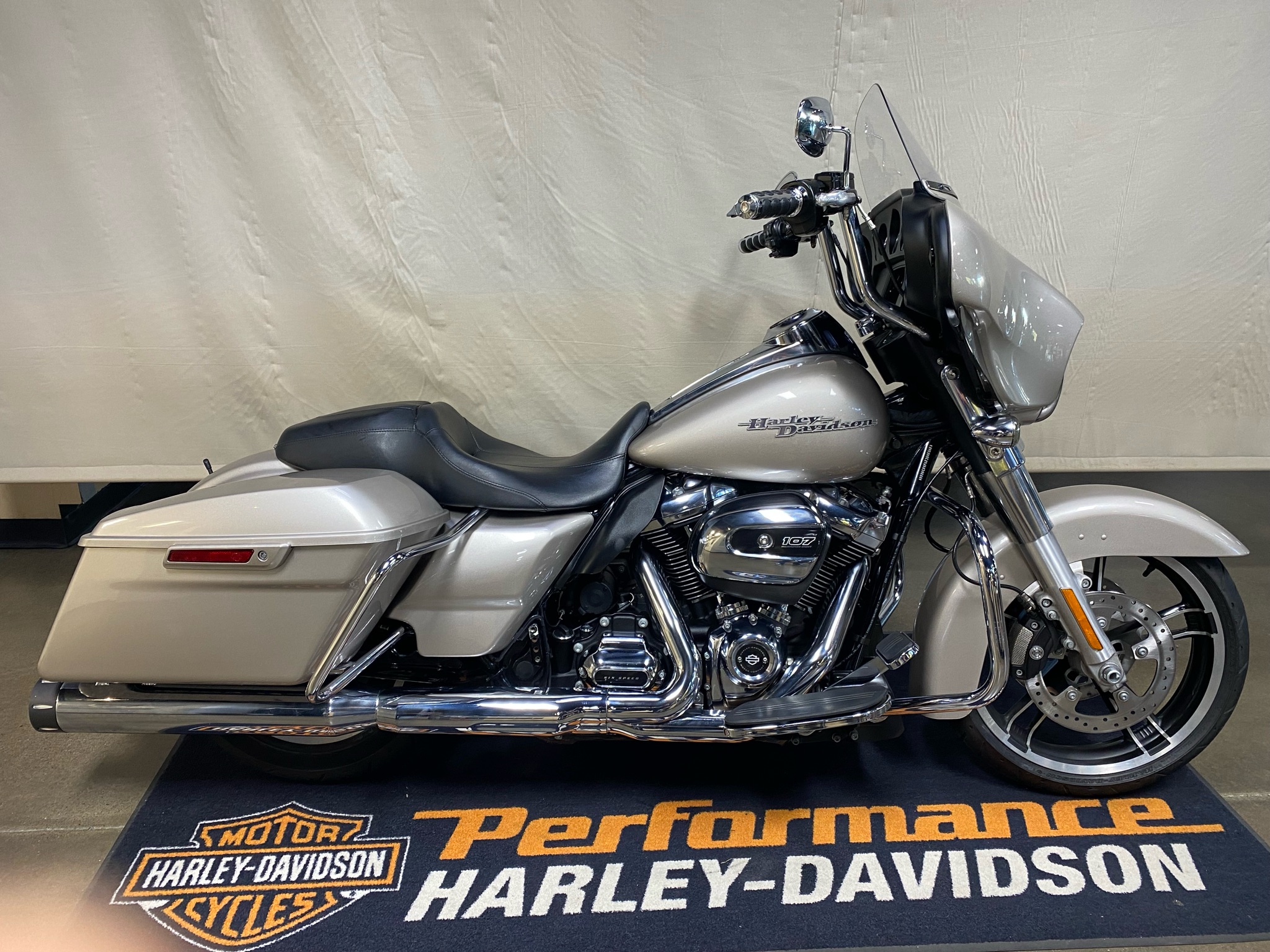 2018 Street Glide®