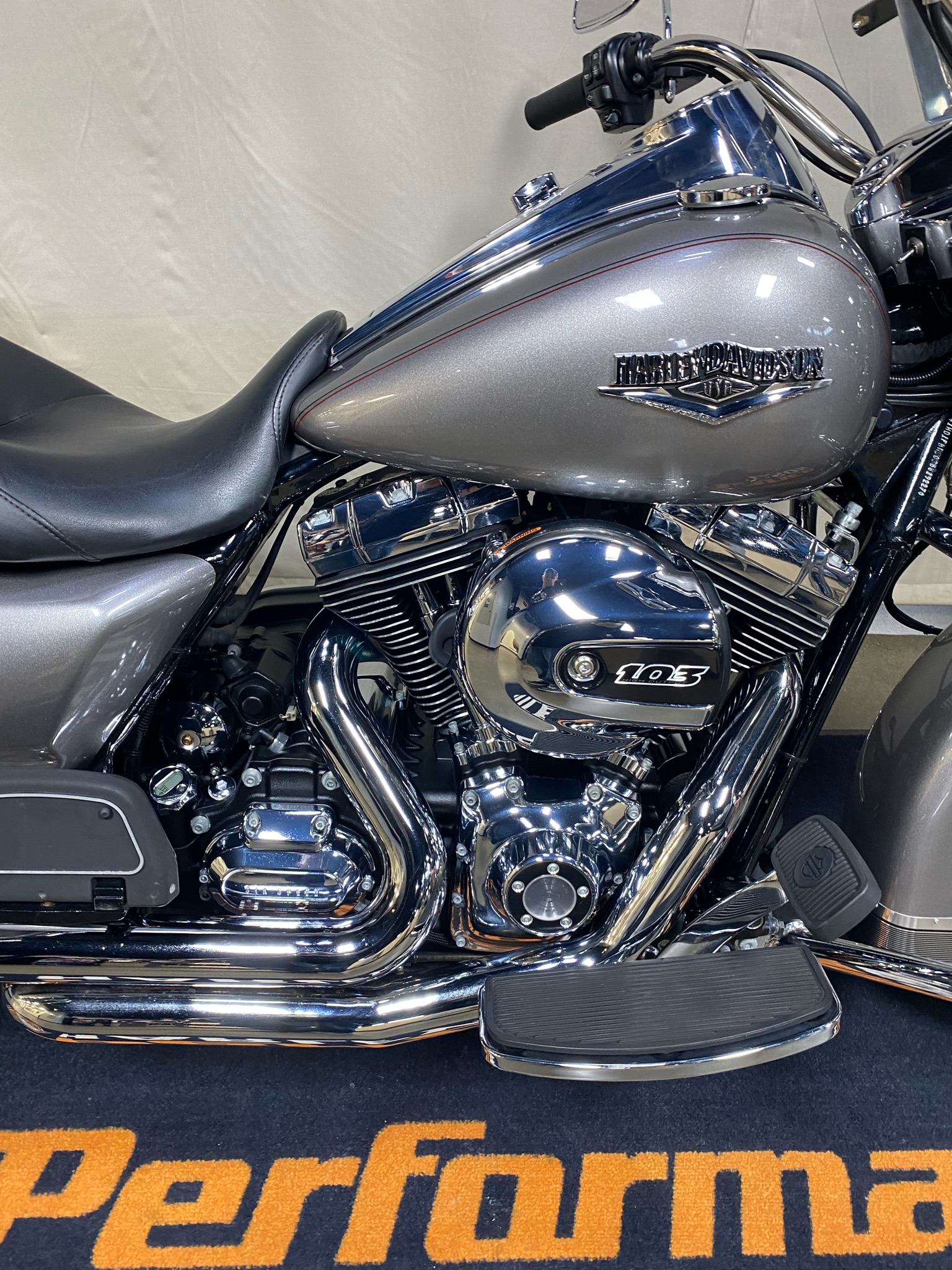 2016 Harley-Davidson Road King® 3