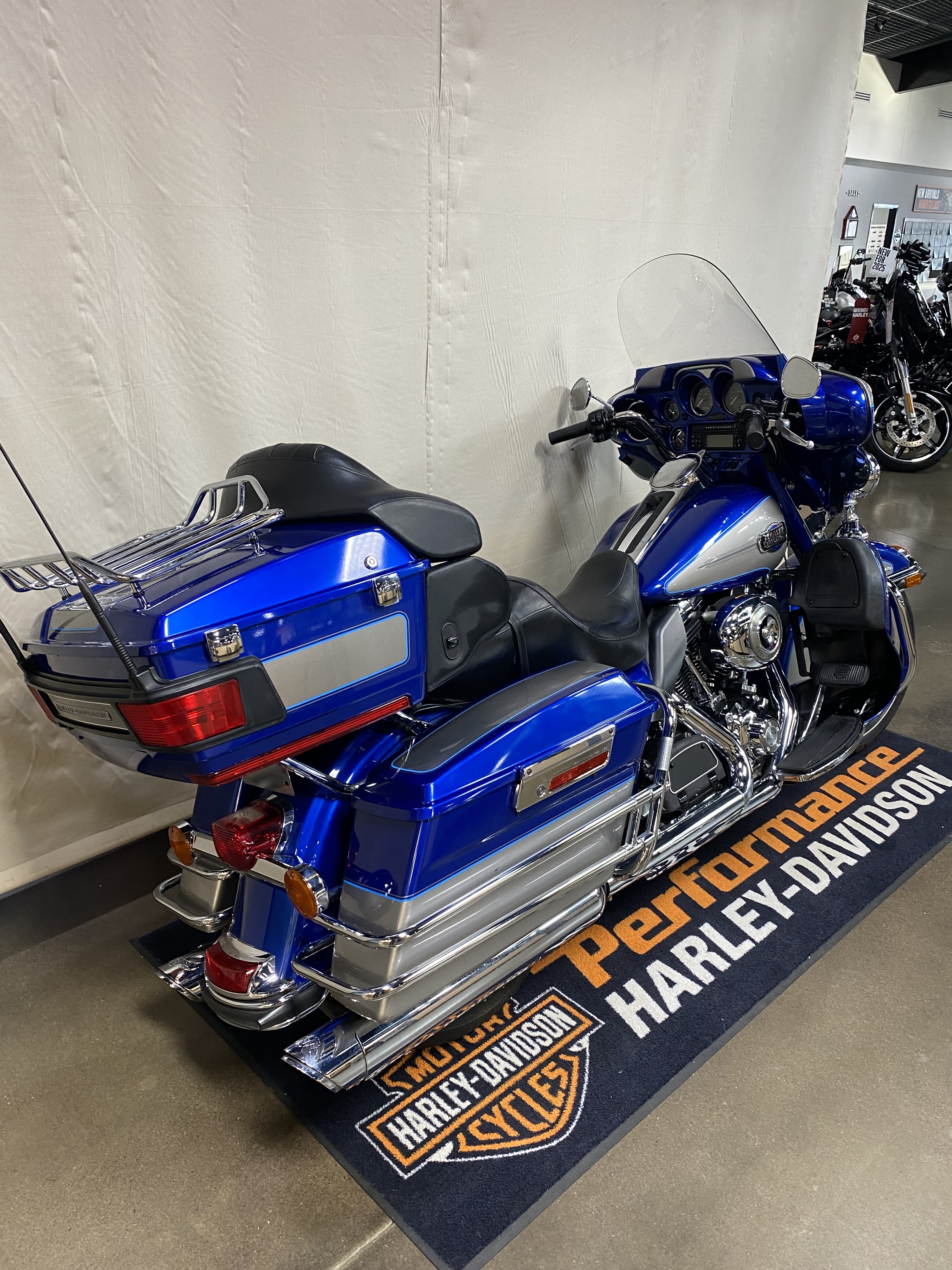 2009 Harley-Davidson Ultra Classic® Electra Glide® 4