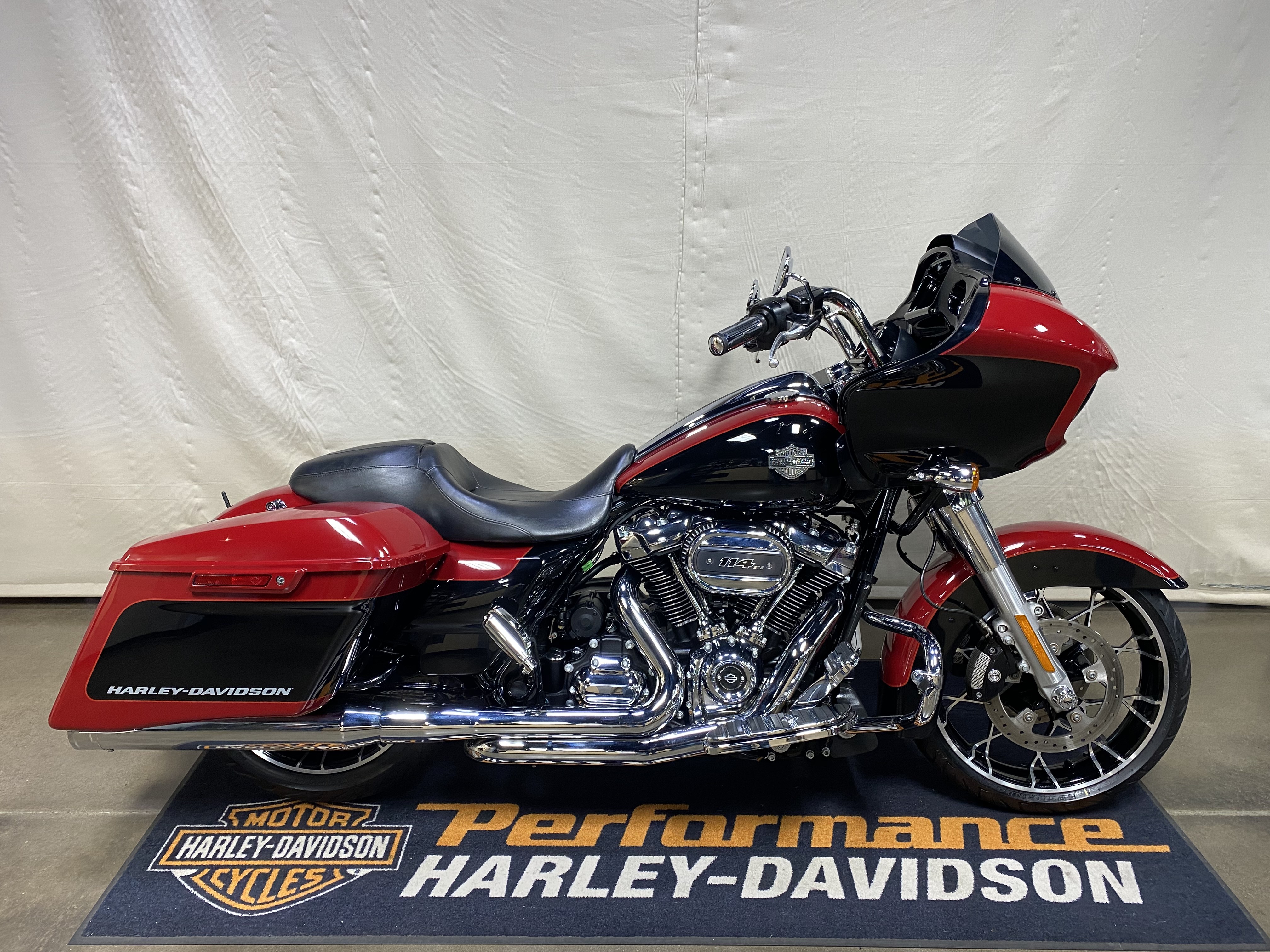 Used 2021 Harley-Davidson Road Glide® Special Billiard Red / Vivid