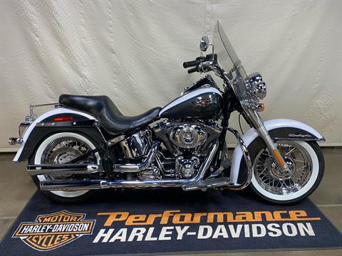 Used 2009 Harley-Davidson Softail® Deluxe Two-tone White Used 2009 Harley-Davidson Softail® Deluxe Two-tone White