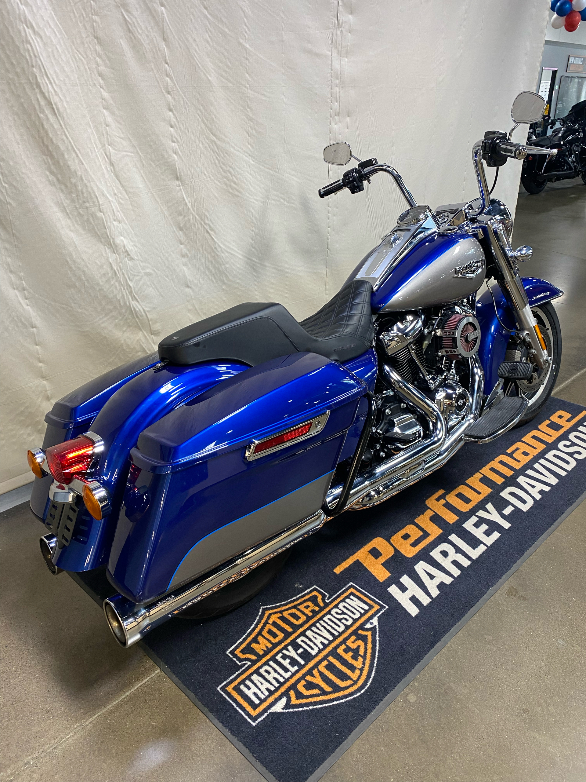 Used 2017 Harley-Davidson Road King® Superior Blue / Billet