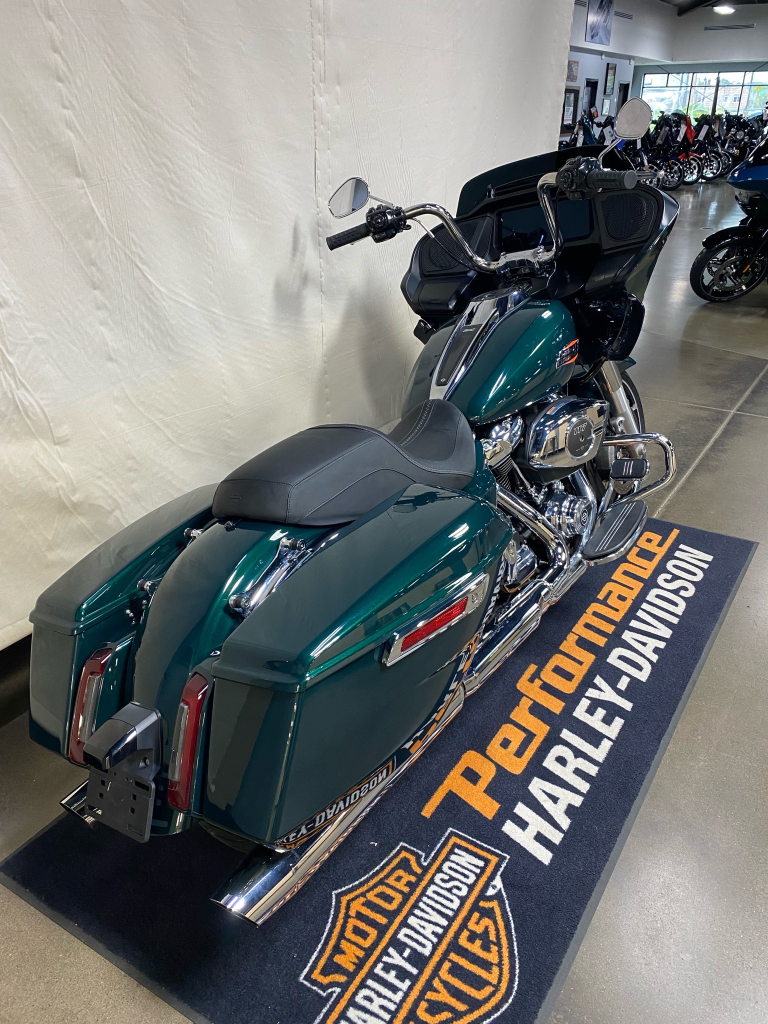 2024 Harley-Davidson Road Glide® 4