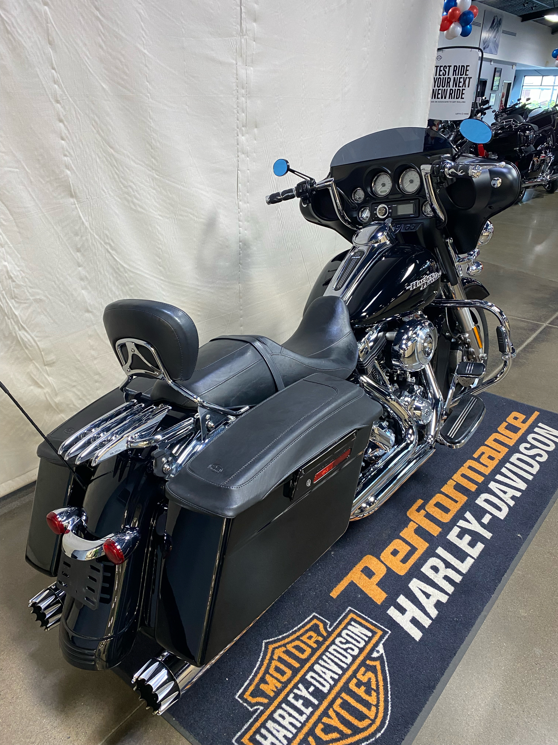 i*u様 HARLEY-DAVIDSON タンク 黒 Used 2008 Harley-Davidson Street Glide® Motorcycle - Specs
