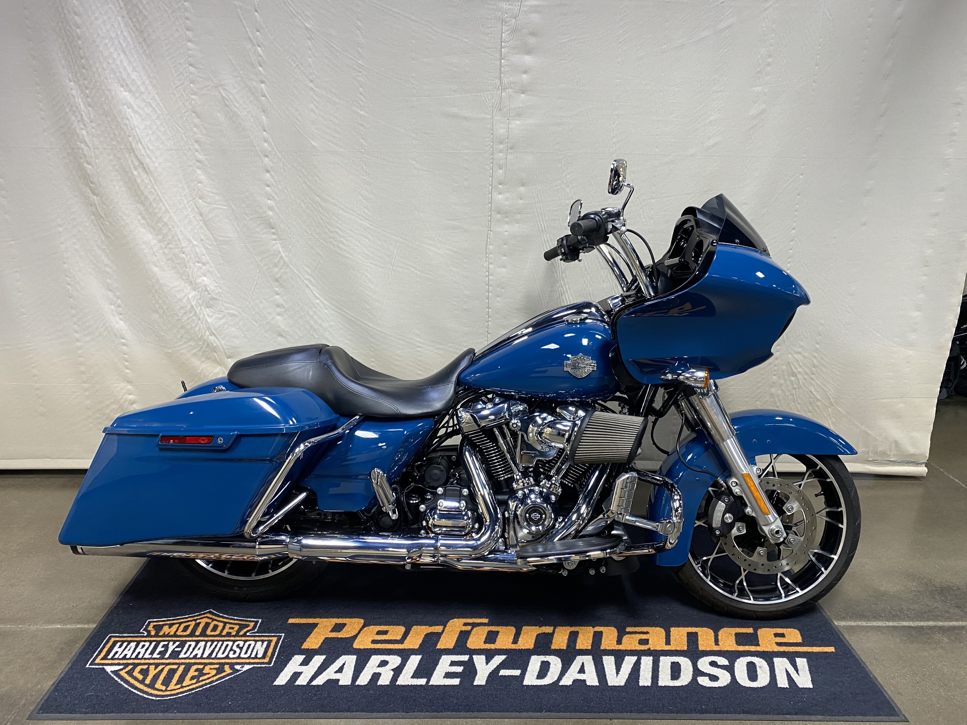 yukiさん専用価格。Harley-Davidson フレイムデザイン Used 2021 Harley-Davidson Road Glide® Special Billiard Teal