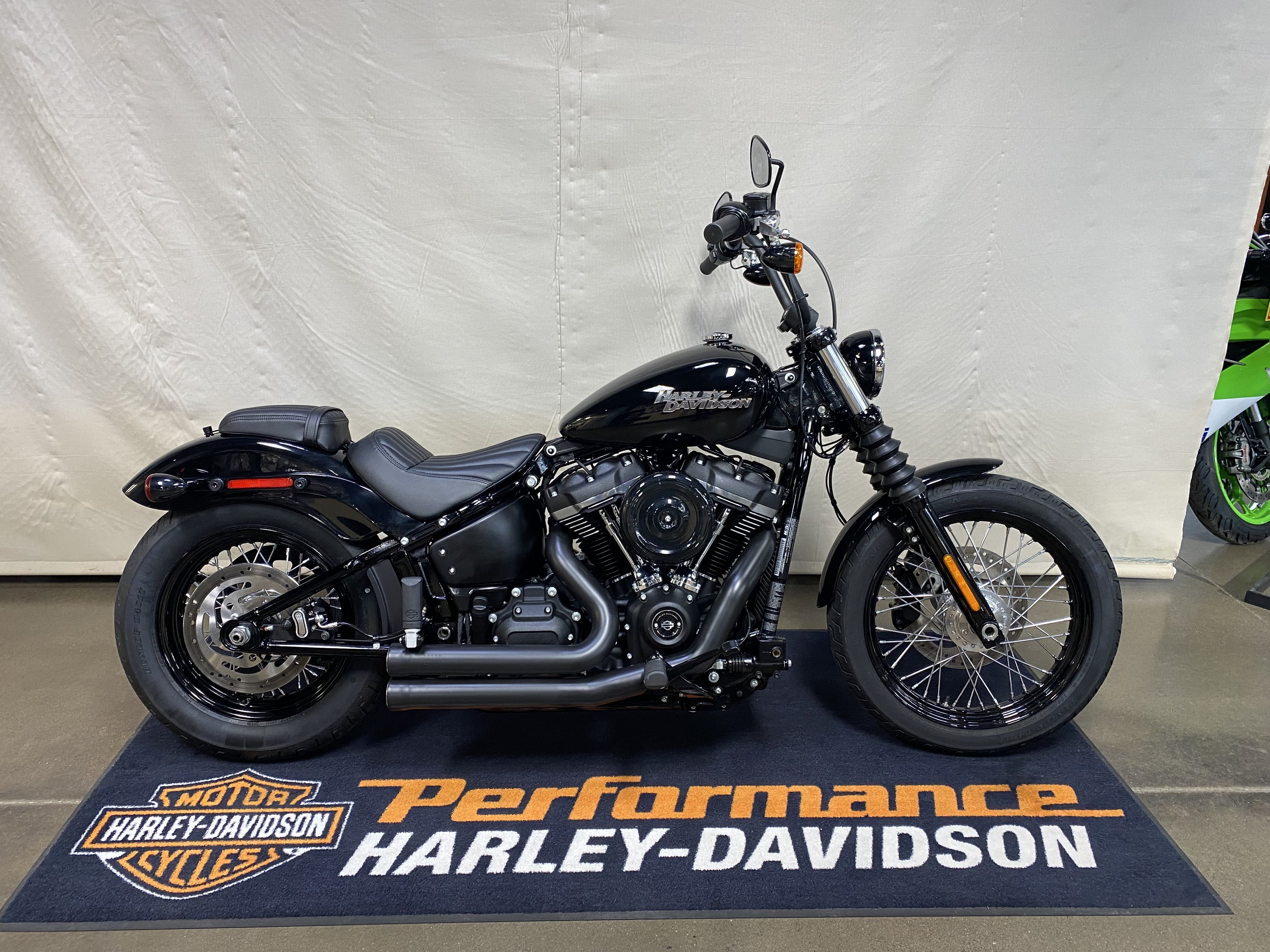 Used 2018 Harley-Davidson Street Bob® 107 Vivid Black