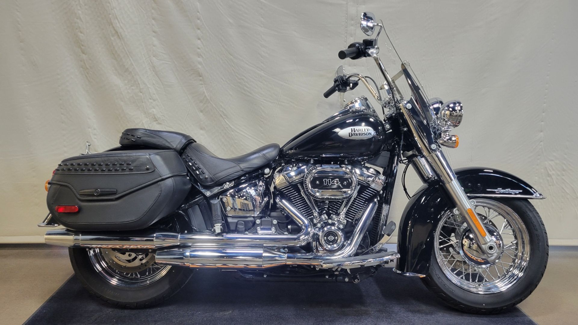Used 2022 Harley-Davidson Heritage Classic 114 Vivid Black
