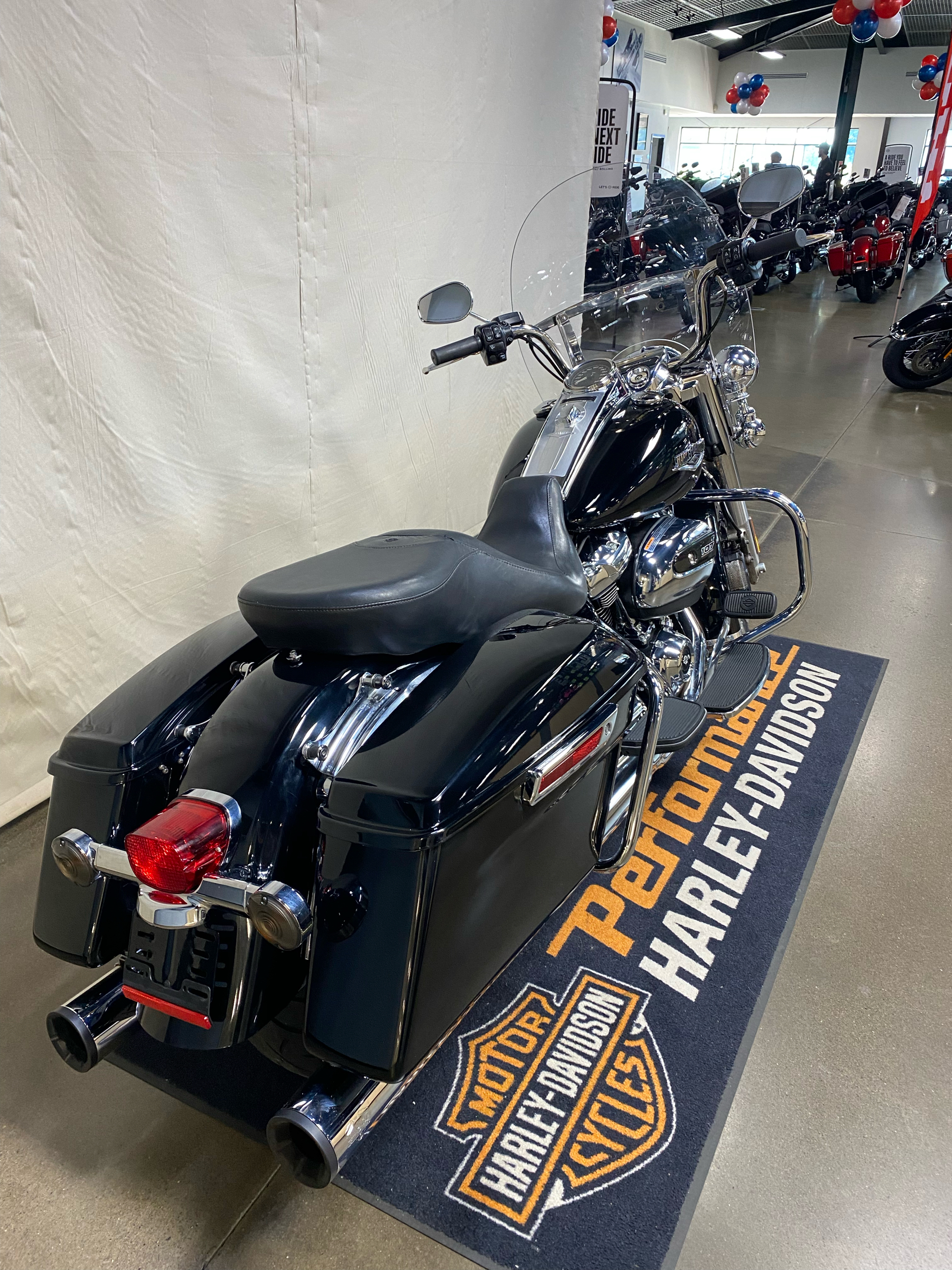 HARLEY-DAVIDSON バッグ グレー/ブラック Used 2021 Harley-Davidson Street Glide® River Rock Gray