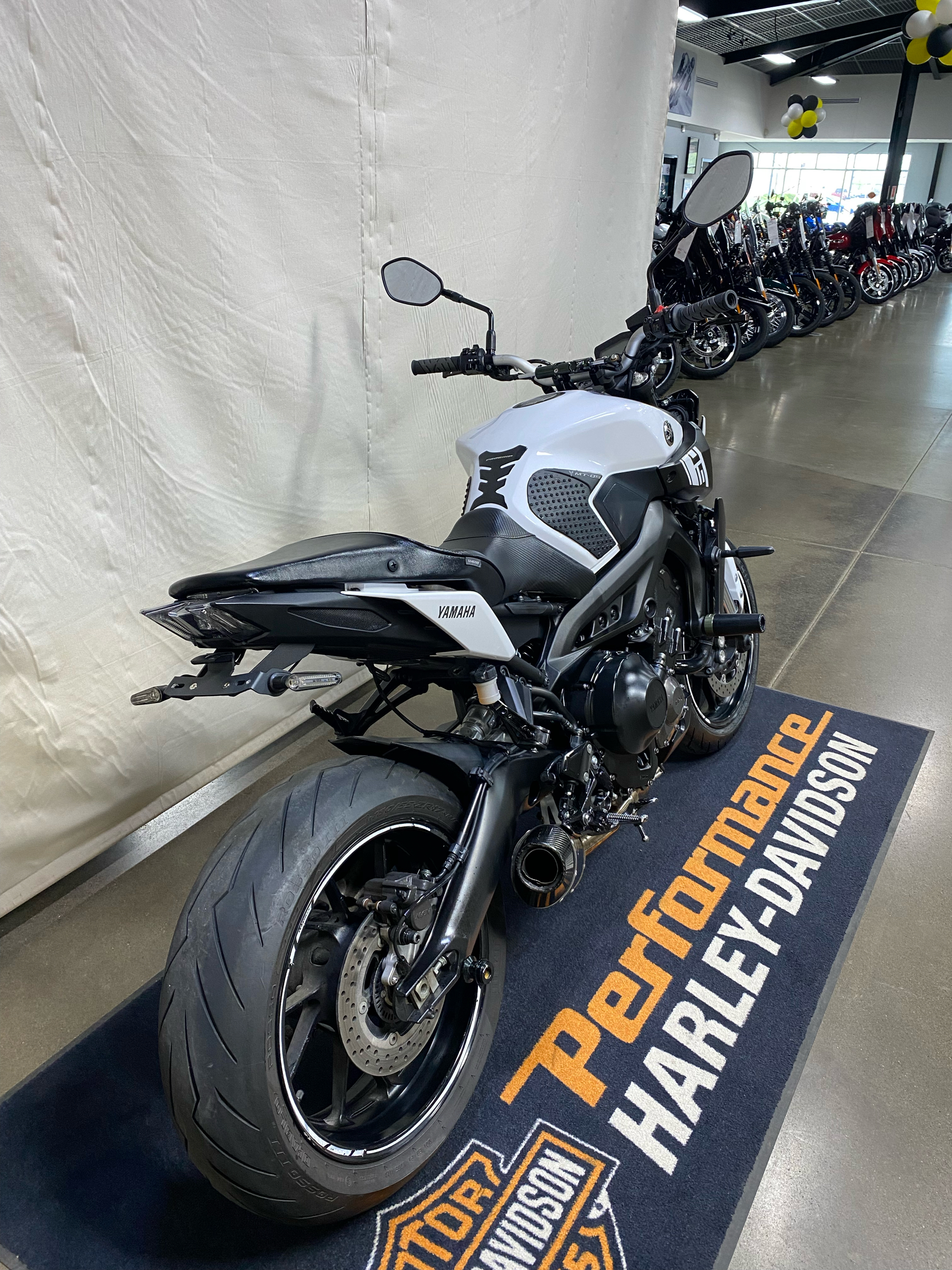 Used 2017 Yamaha FZ-09 Intensity White | Motorcycles in