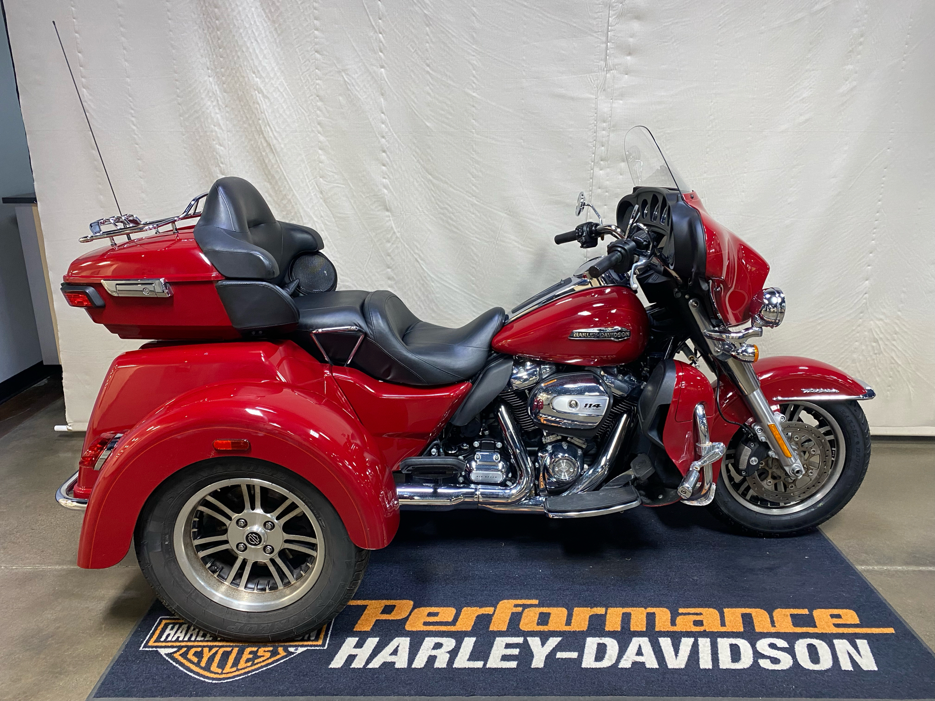 2021 Tri Glide® Ultra