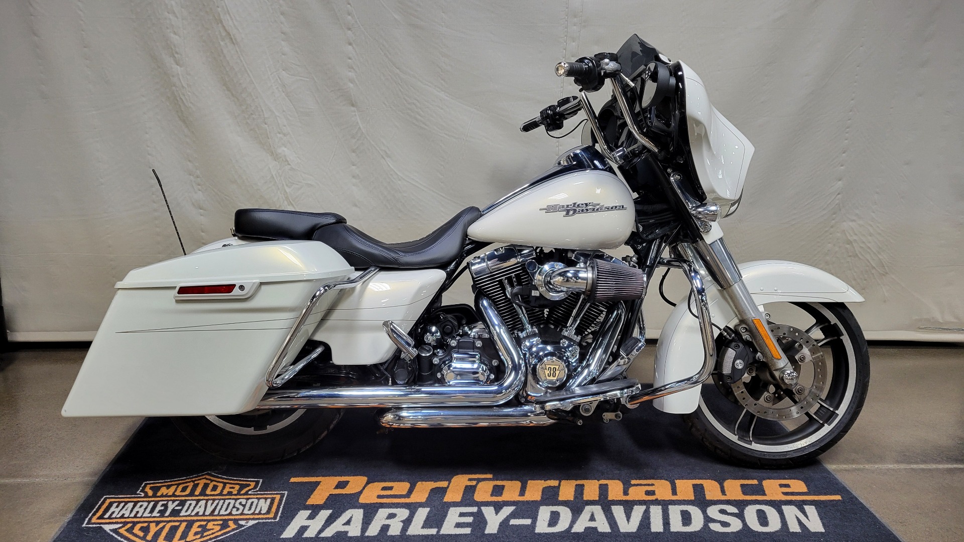 Used 2015 Harley-Davidson Street Glide® Special Morocco Gold Pearl