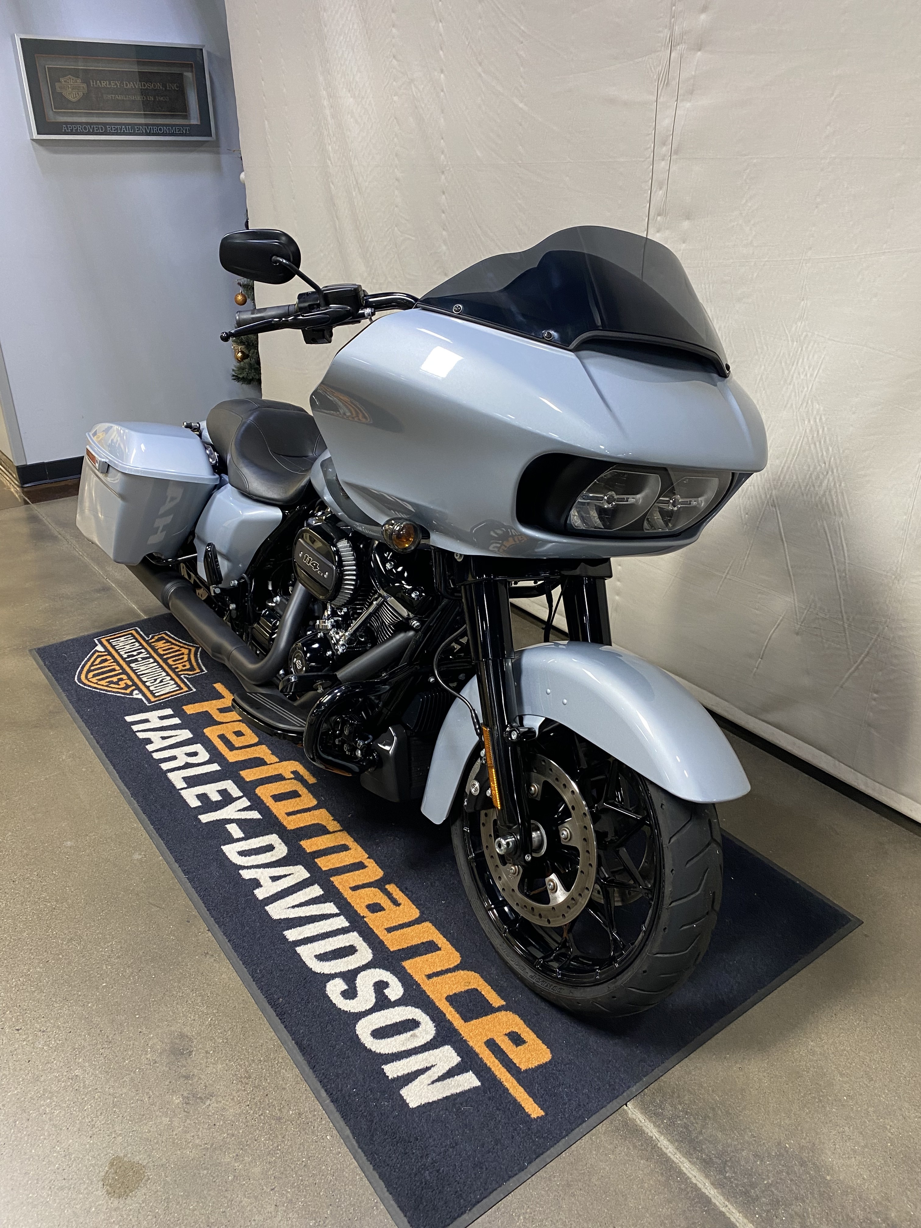 2023 Harley-Davidson Road Glide® Special 2