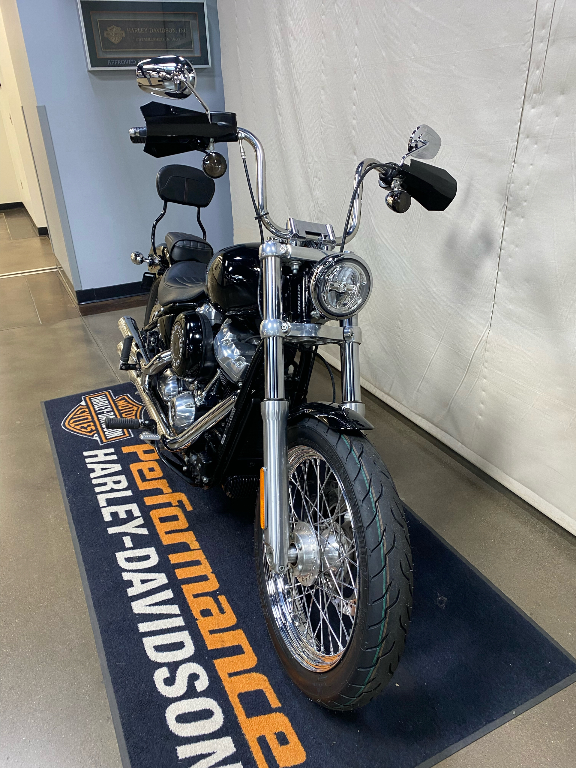 Used 2020 Harley-Davidson Softail® Standard Vivid Black Used 2020 Harley-Davidson Softail® Standard Vivid Black