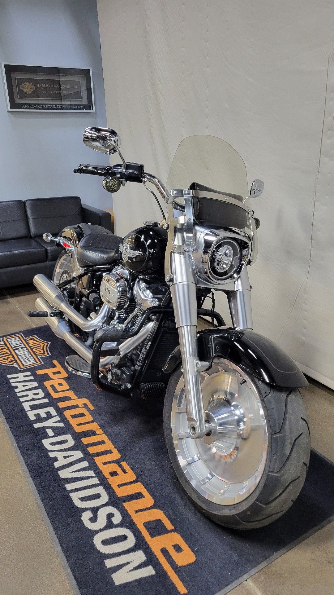 Vance & Hines PCX Big Radius Exhaust - HD Softail Street Bob