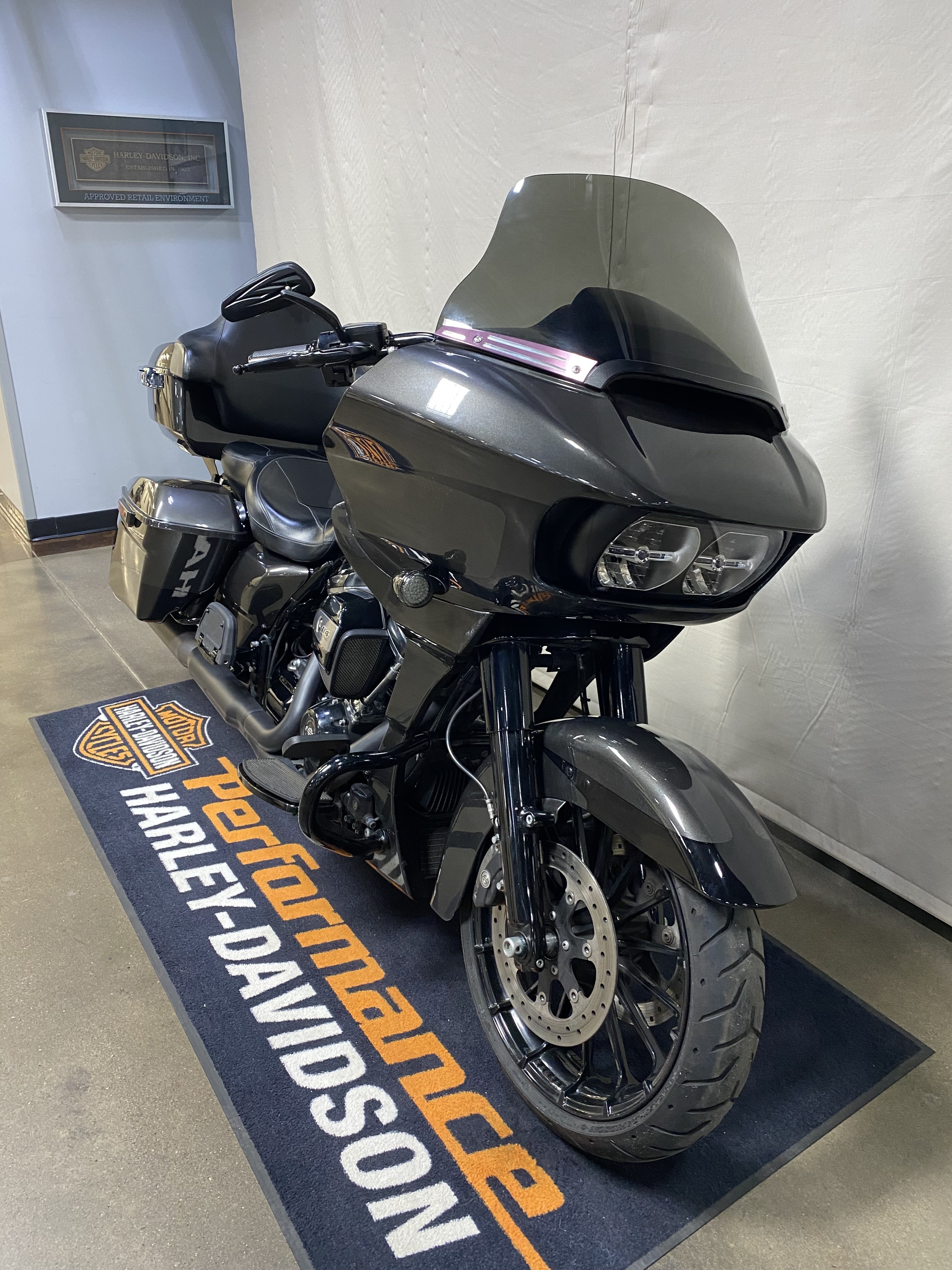 Used 2019 Harley-Davidson Road Glide® Special Silver Flux / Black