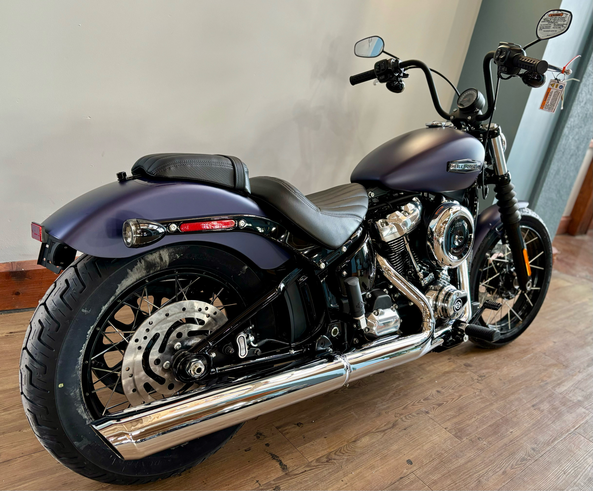 2025 Harley-Davidson Street Bob® in Loveland, Colorado - Photo 3