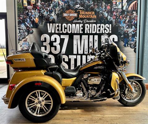 2017 Harley-Davidson Tri Glide® Ultra in Loveland, Colorado - Photo 1