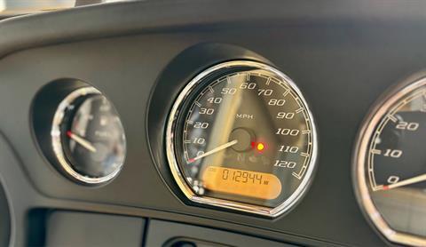 2017 Harley-Davidson Tri Glide® Ultra in Loveland, Colorado - Photo 13