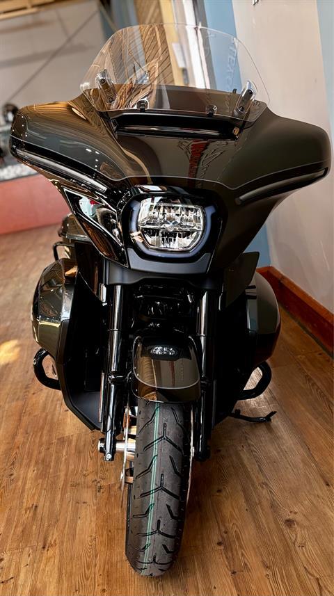 2025 Harley-Davidson Street Glide® Ultra in Loveland, Colorado - Photo 4