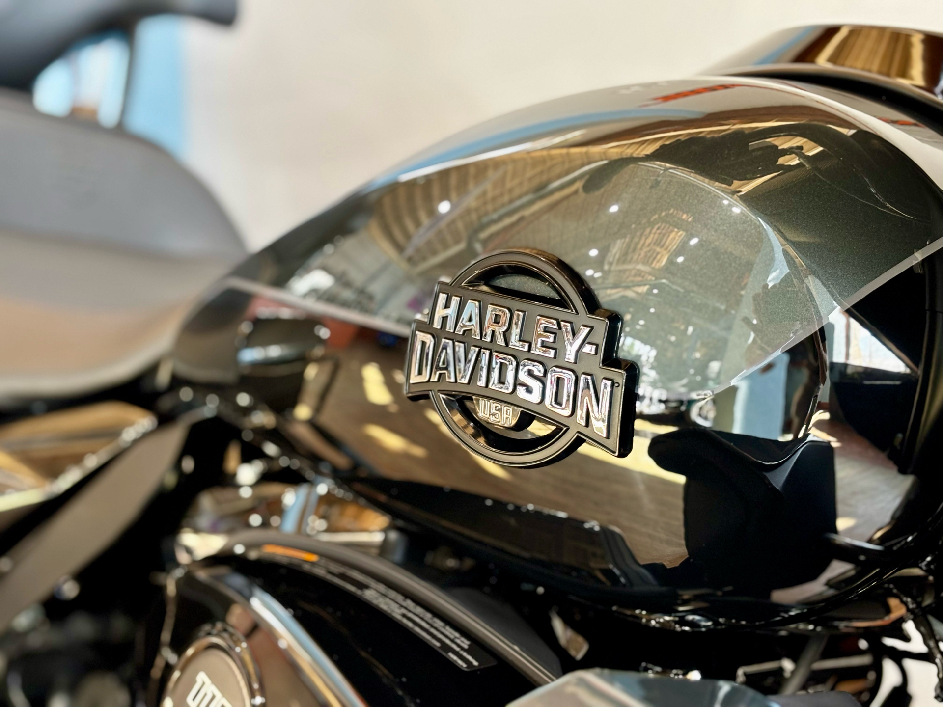 2025 Harley-Davidson Street Glide® Ultra in Loveland, Colorado - Photo 6