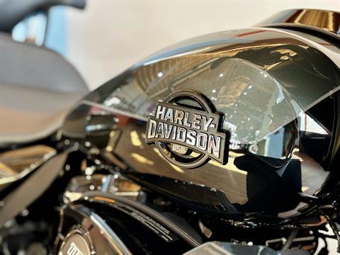 2025 Harley-Davidson Street Glide® Ultra in Loveland, Colorado - Photo 6