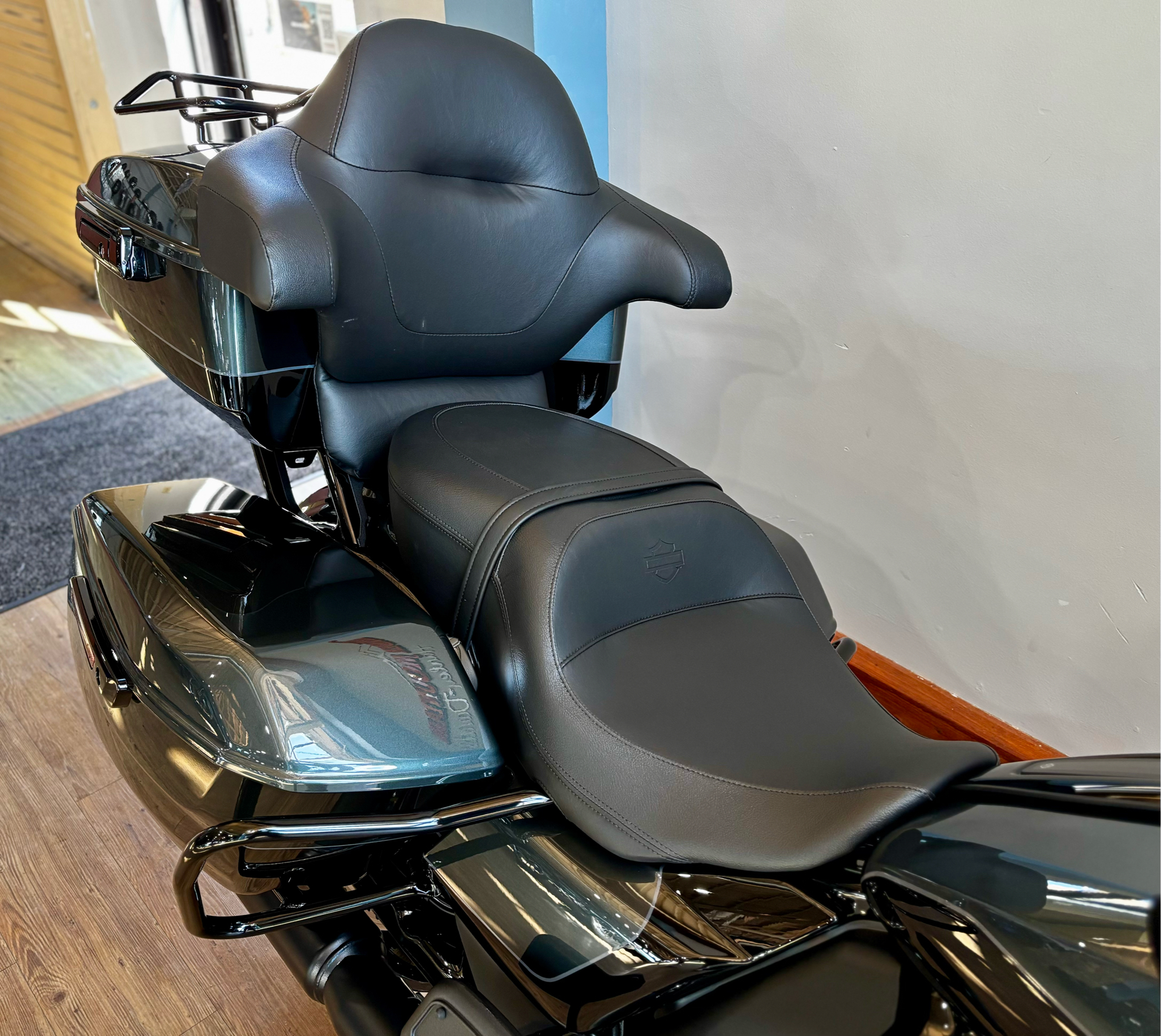 2025 Harley-Davidson Street Glide® Ultra in Loveland, Colorado - Photo 8