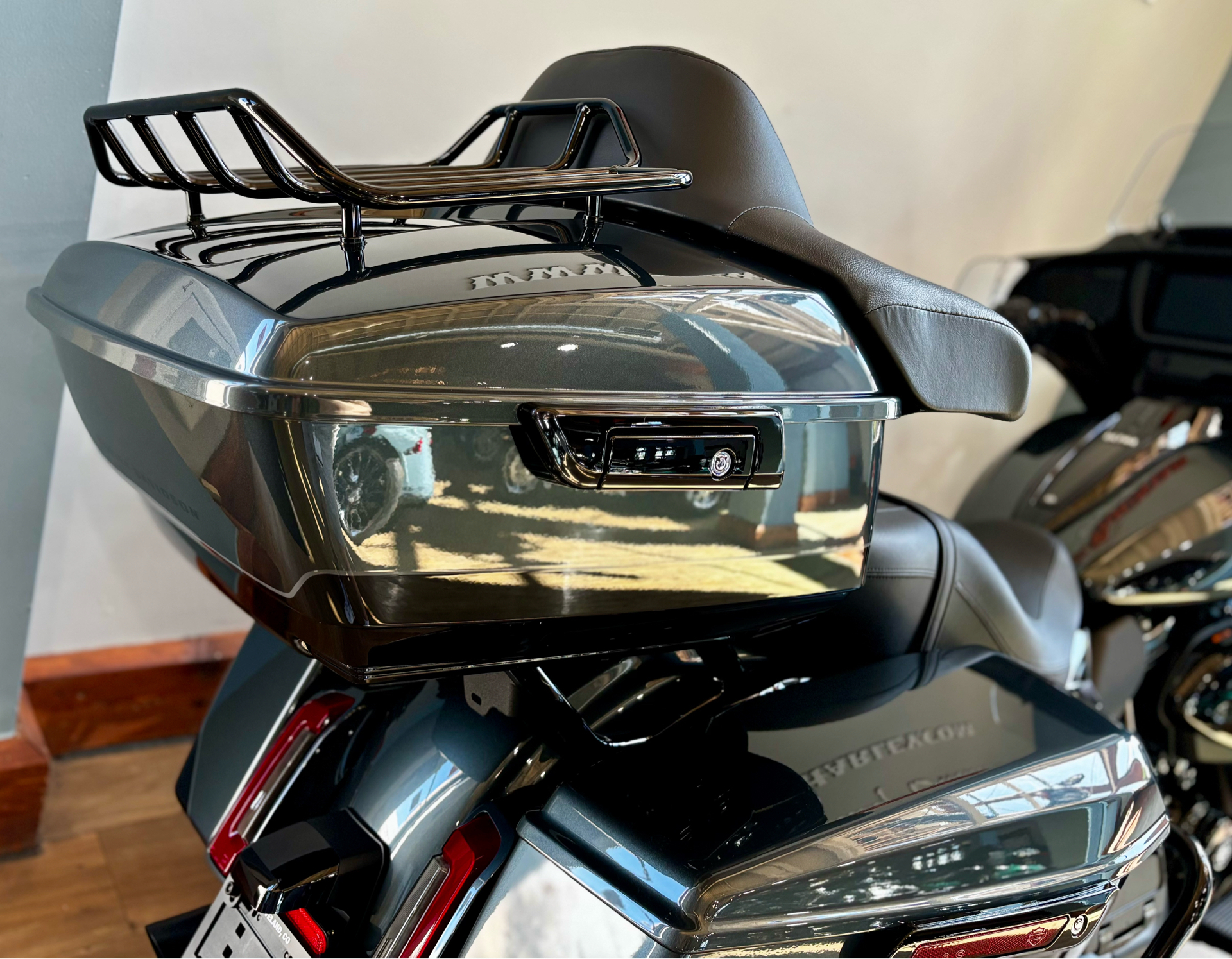 2025 Harley-Davidson Street Glide® Ultra in Loveland, Colorado - Photo 9
