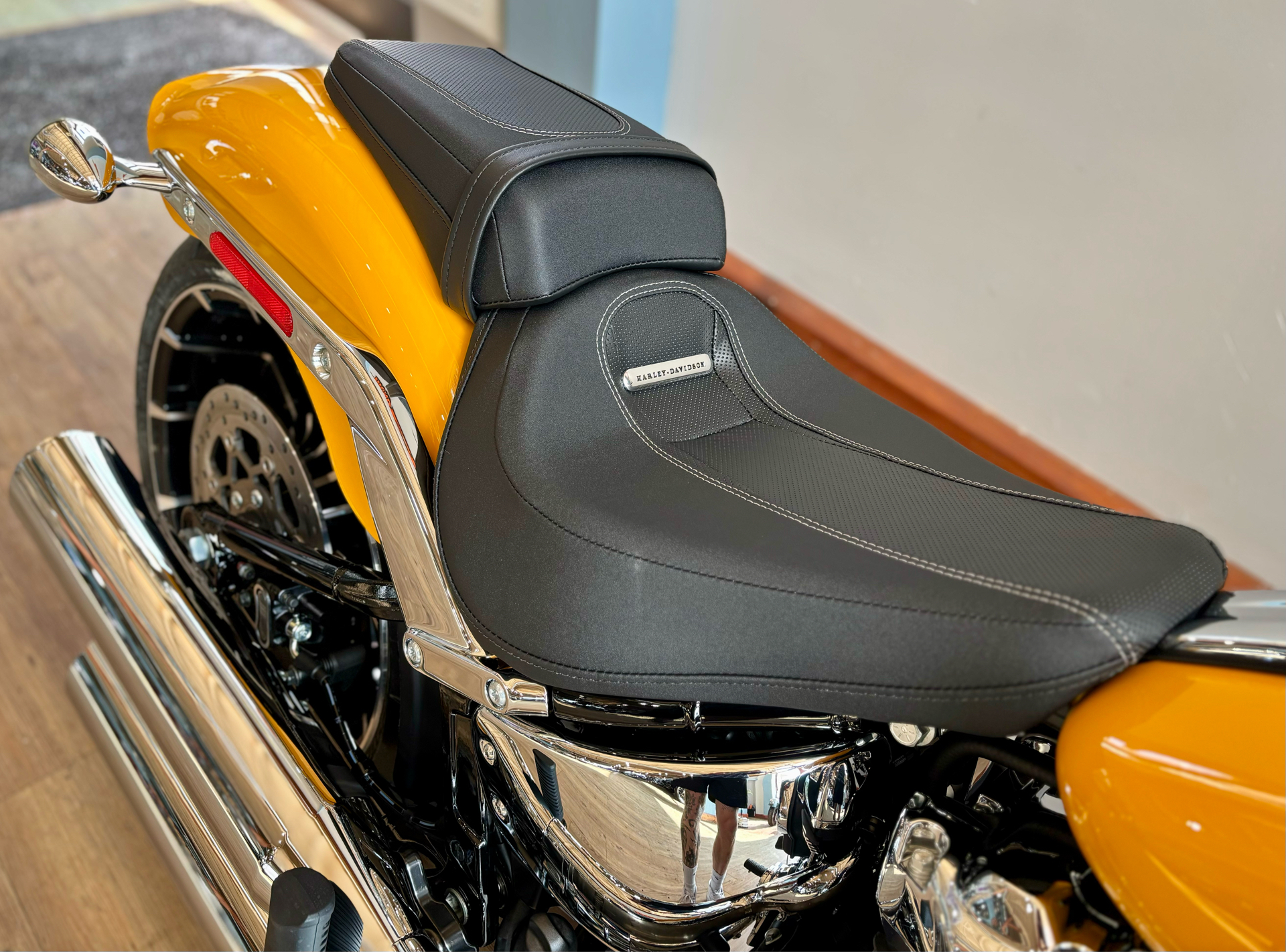 2025 Harley-Davidson Breakout® in Loveland, Colorado - Photo 9
