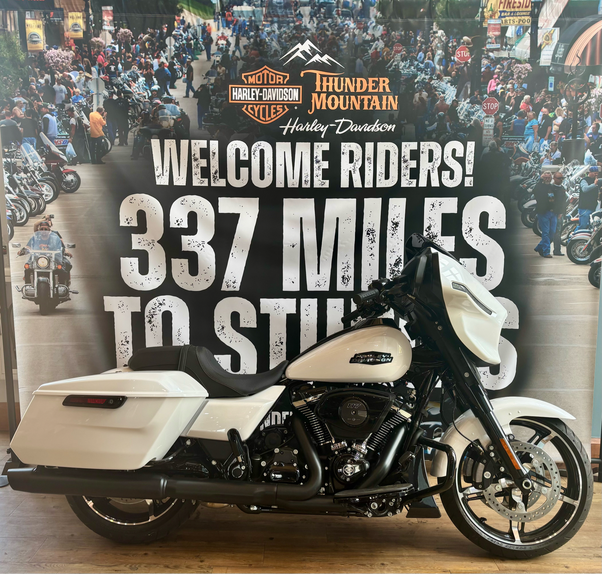 2024 Harley-Davidson Street Glide® in Loveland, Colorado - Photo 1