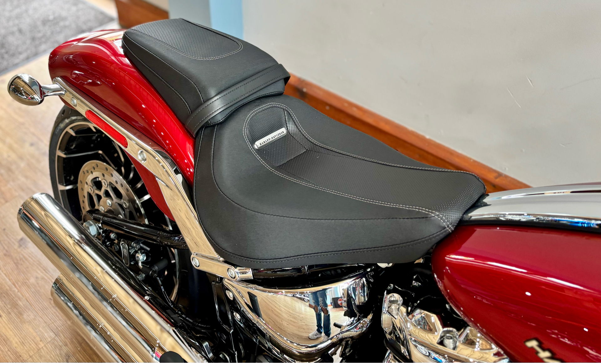 2025 Harley-Davidson Breakout® in Loveland, Colorado - Photo 9