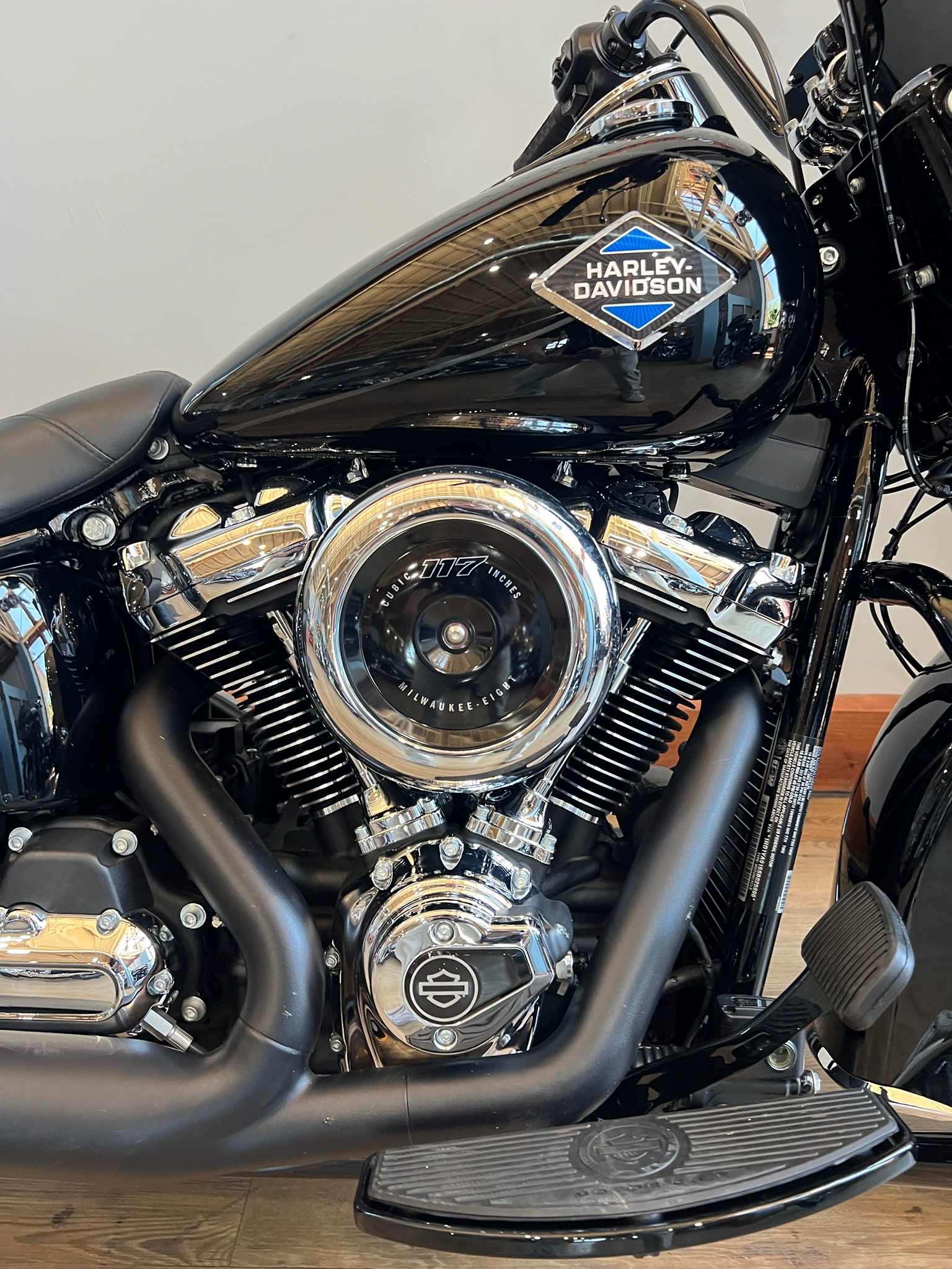 2025 Harley-Davidson Heritage Classic in Loveland, Colorado - Photo 4