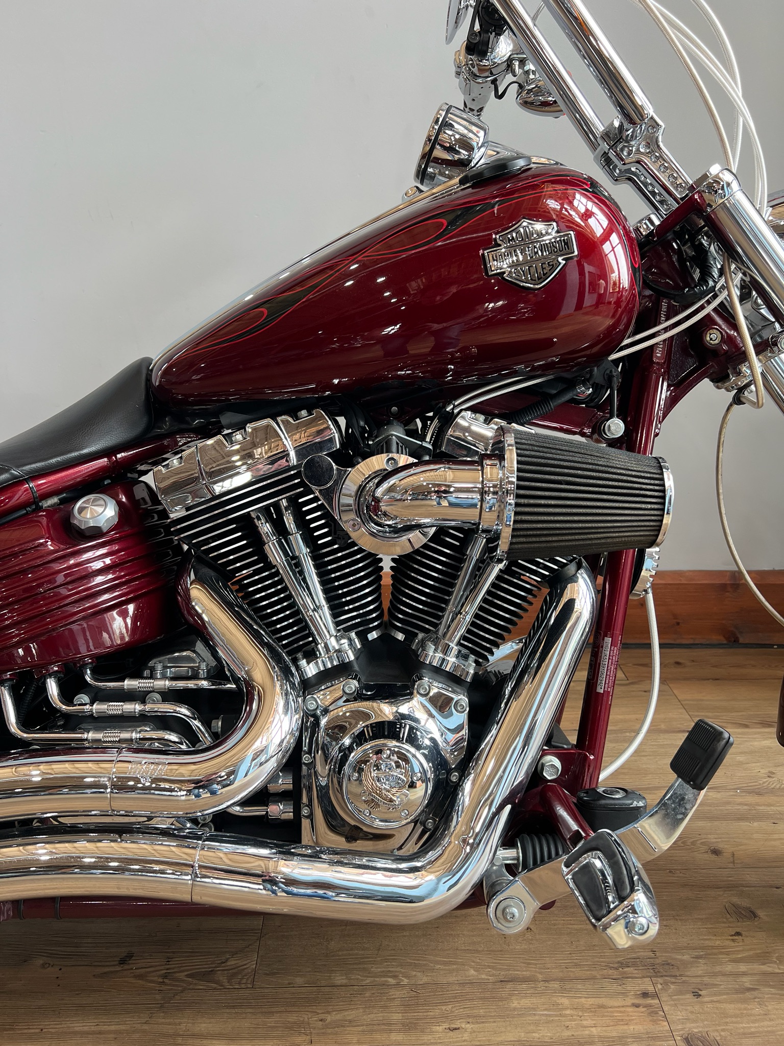 2009 Harley-Davidson Softail® Rocker™ in Loveland, Colorado - Photo 4
