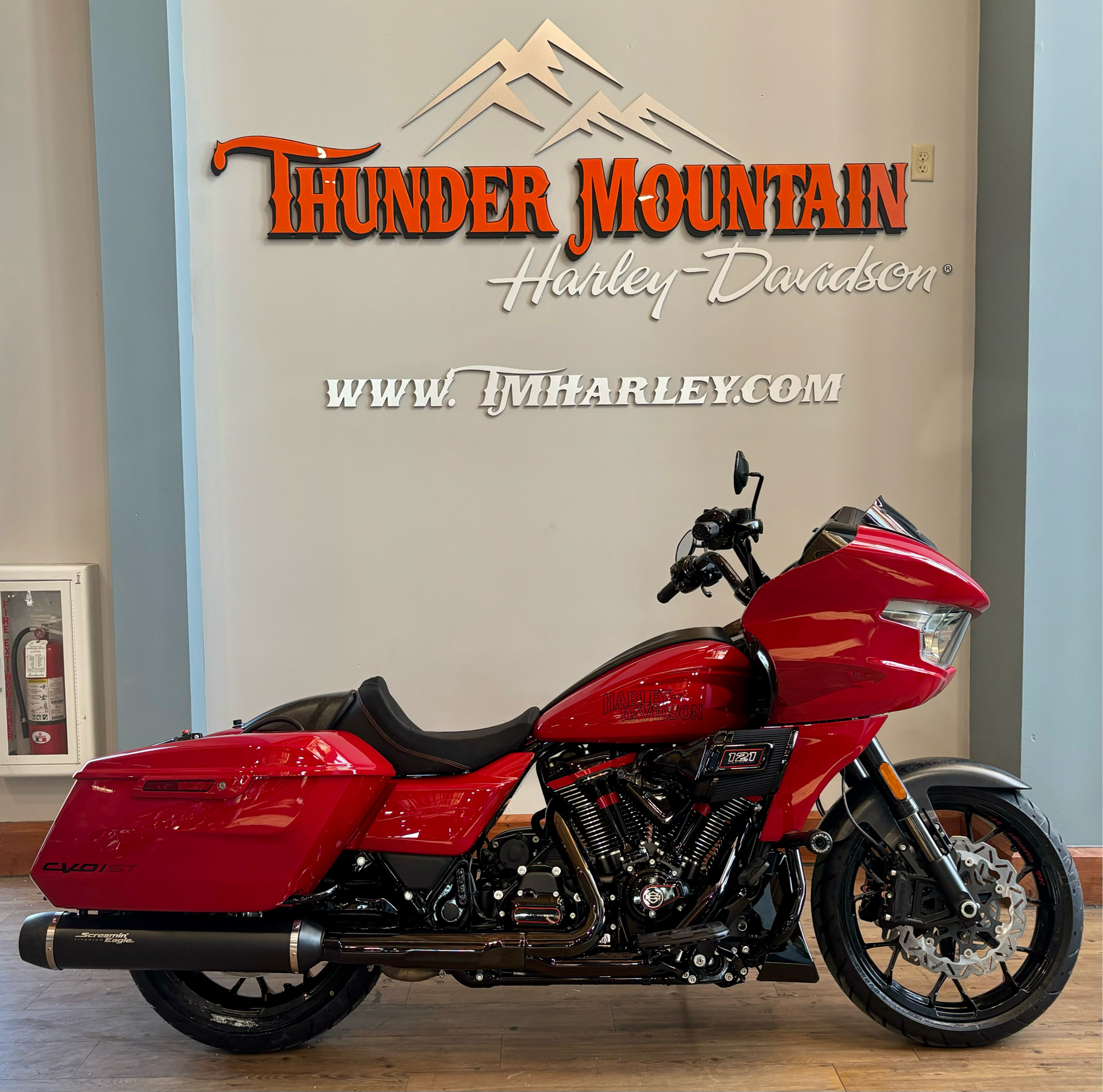 2025 Harley-Davidson CVO™ Road Glide® ST in Loveland, Colorado - Photo 1