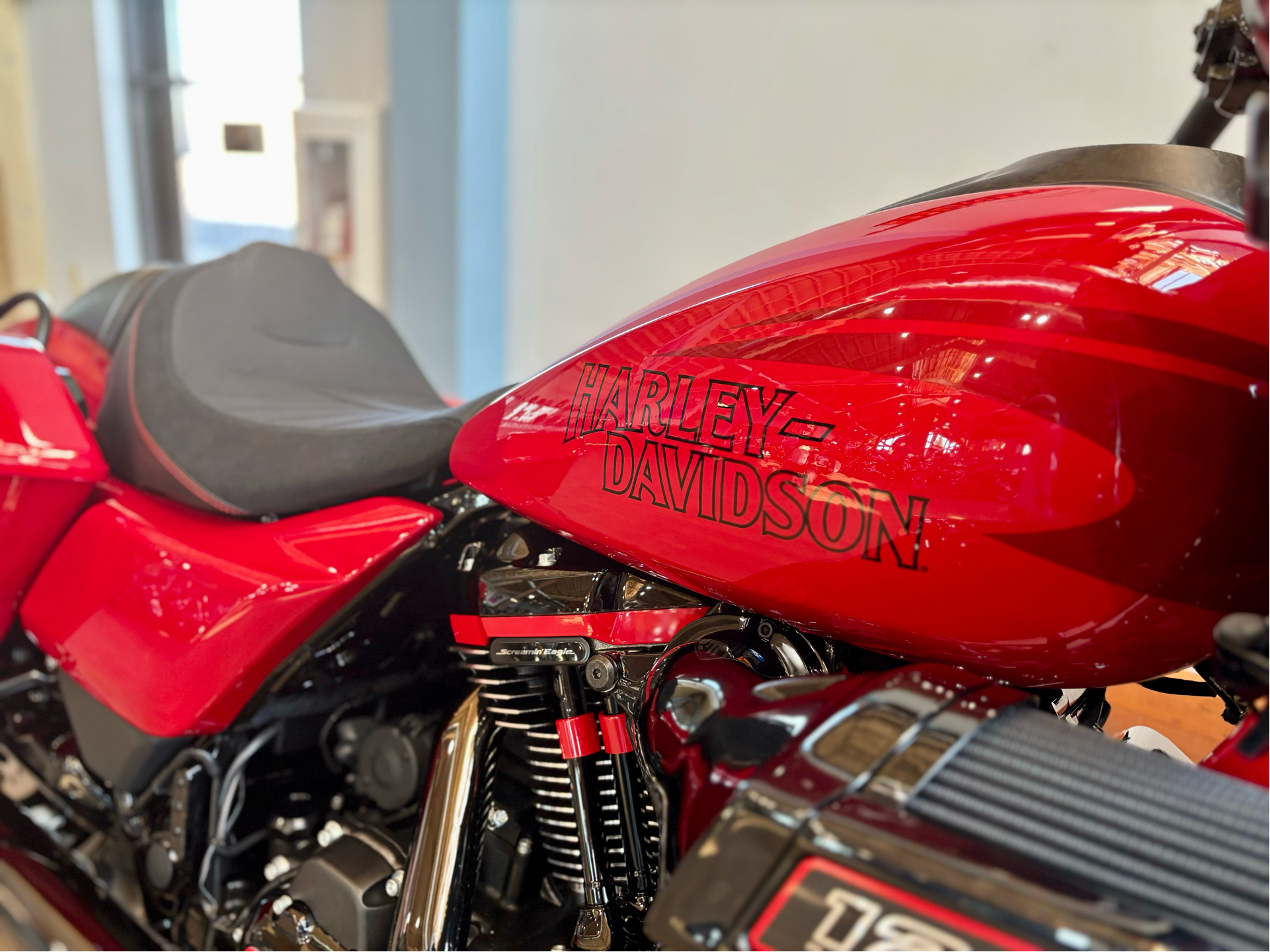2025 Harley-Davidson CVO™ Road Glide® ST in Loveland, Colorado - Photo 6
