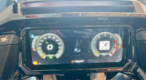 2025 Harley-Davidson CVO™ Road Glide® ST in Loveland, Colorado - Photo 15