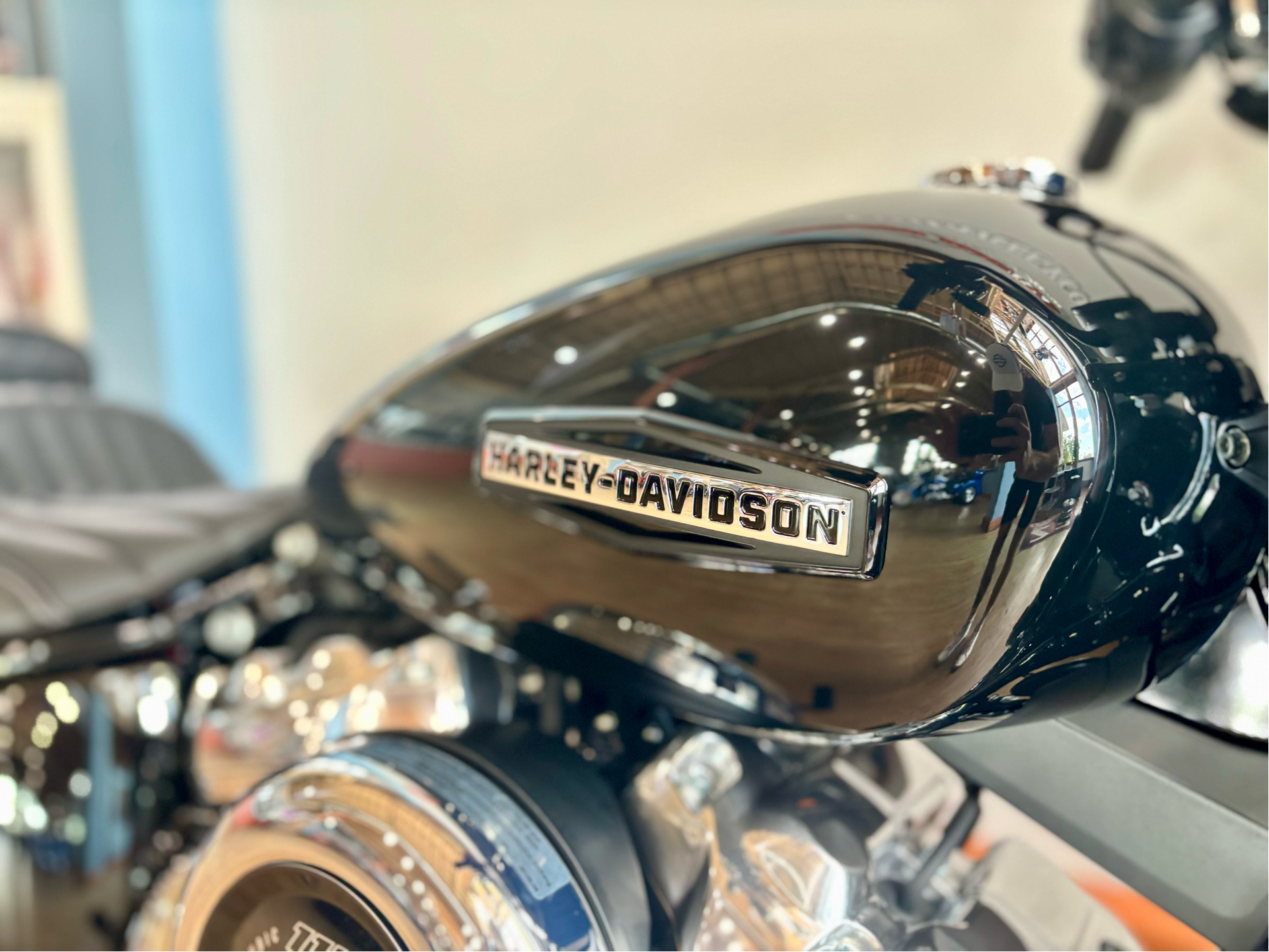 2025 Harley-Davidson Street Bob® in Loveland, Colorado - Photo 6