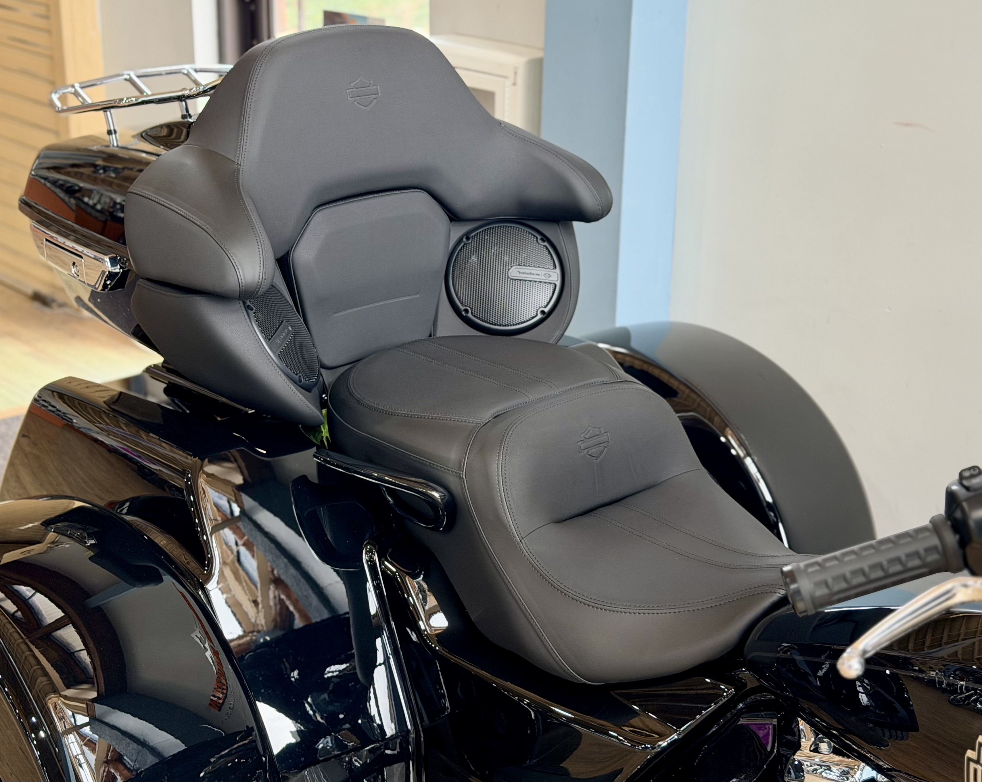 2026 Harley-Davidson Street Glide® 3 Limited in Loveland, Colorado - Photo 10