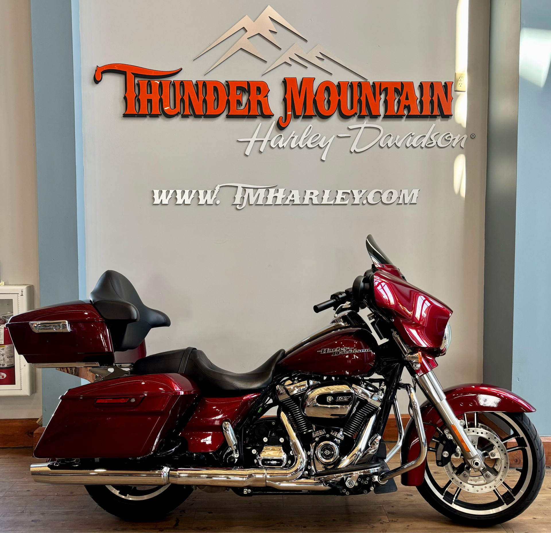 2017 Harley-Davidson Street Glide® Special in Loveland, Colorado - Photo 1