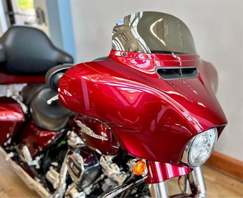 2017 Harley-Davidson Street Glide® Special in Loveland, Colorado - Photo 10