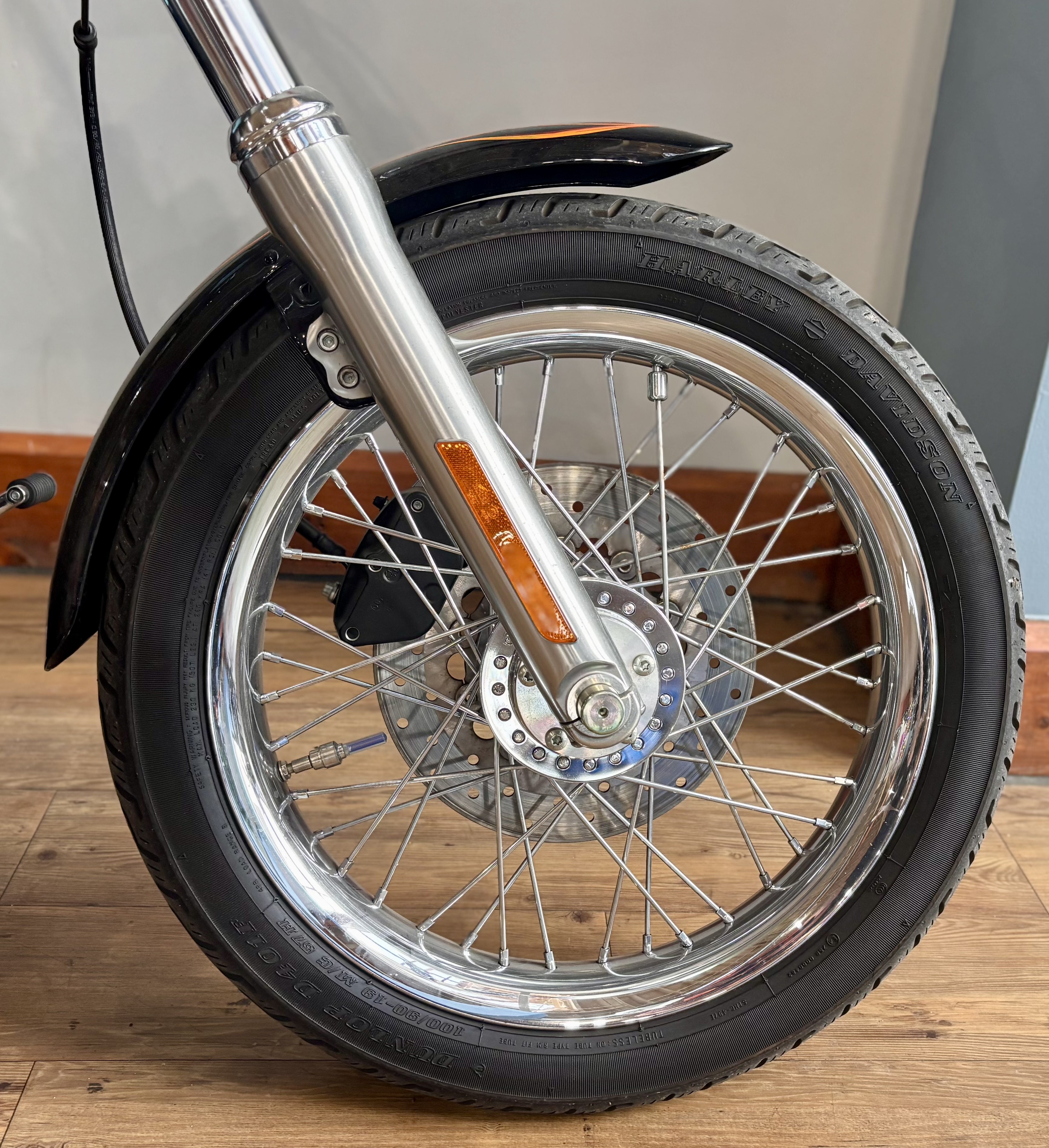 2007 Harley-Davidson Dyna® Street Bob® in Loveland, Colorado - Photo 9