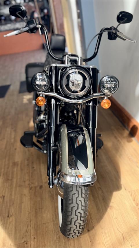 2021 Harley-Davidson Heritage Classic 114 in Loveland, Colorado - Photo 4