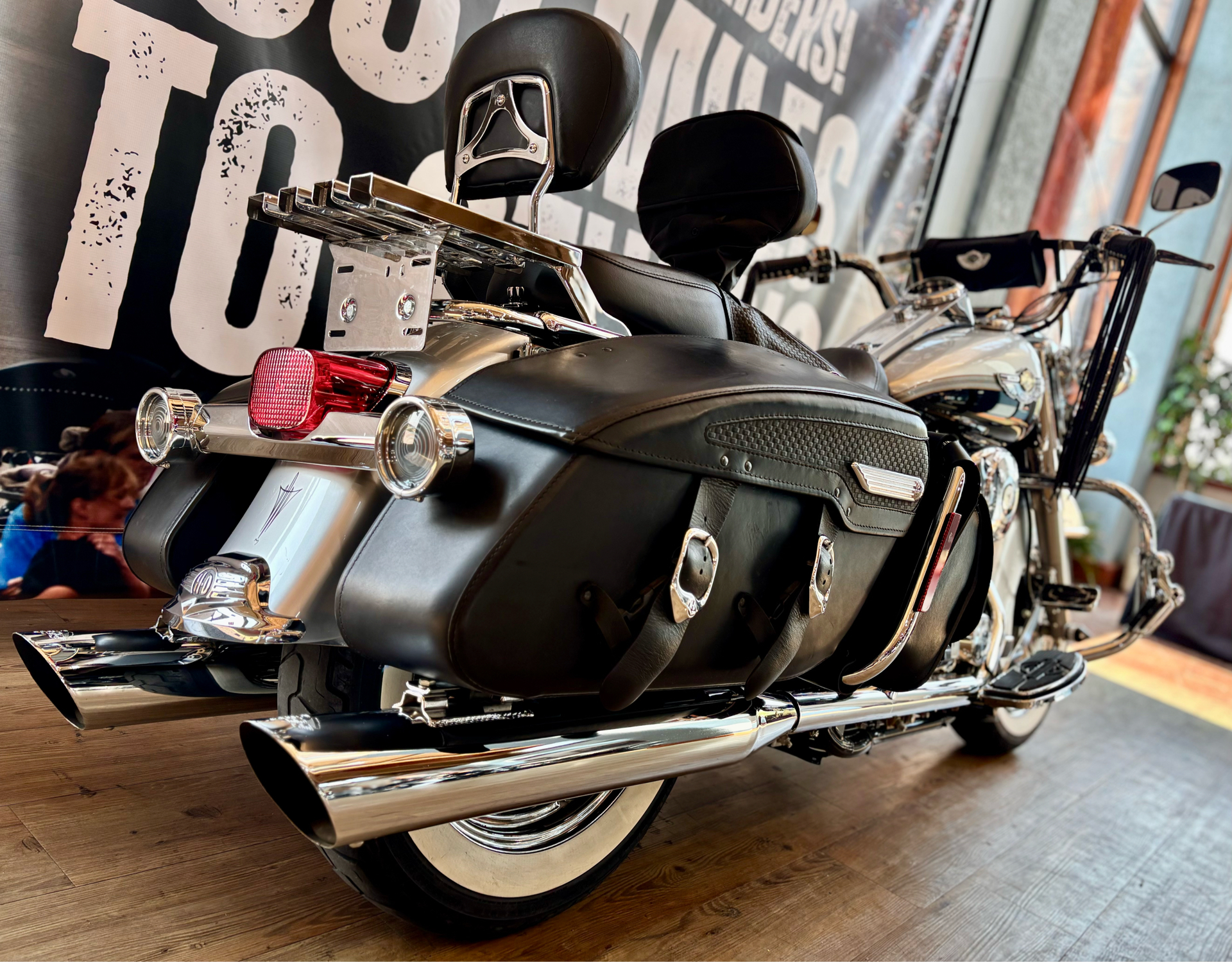 2003 Harley-Davidson FLHRCI Road King® Classic in Loveland, Colorado - Photo 10