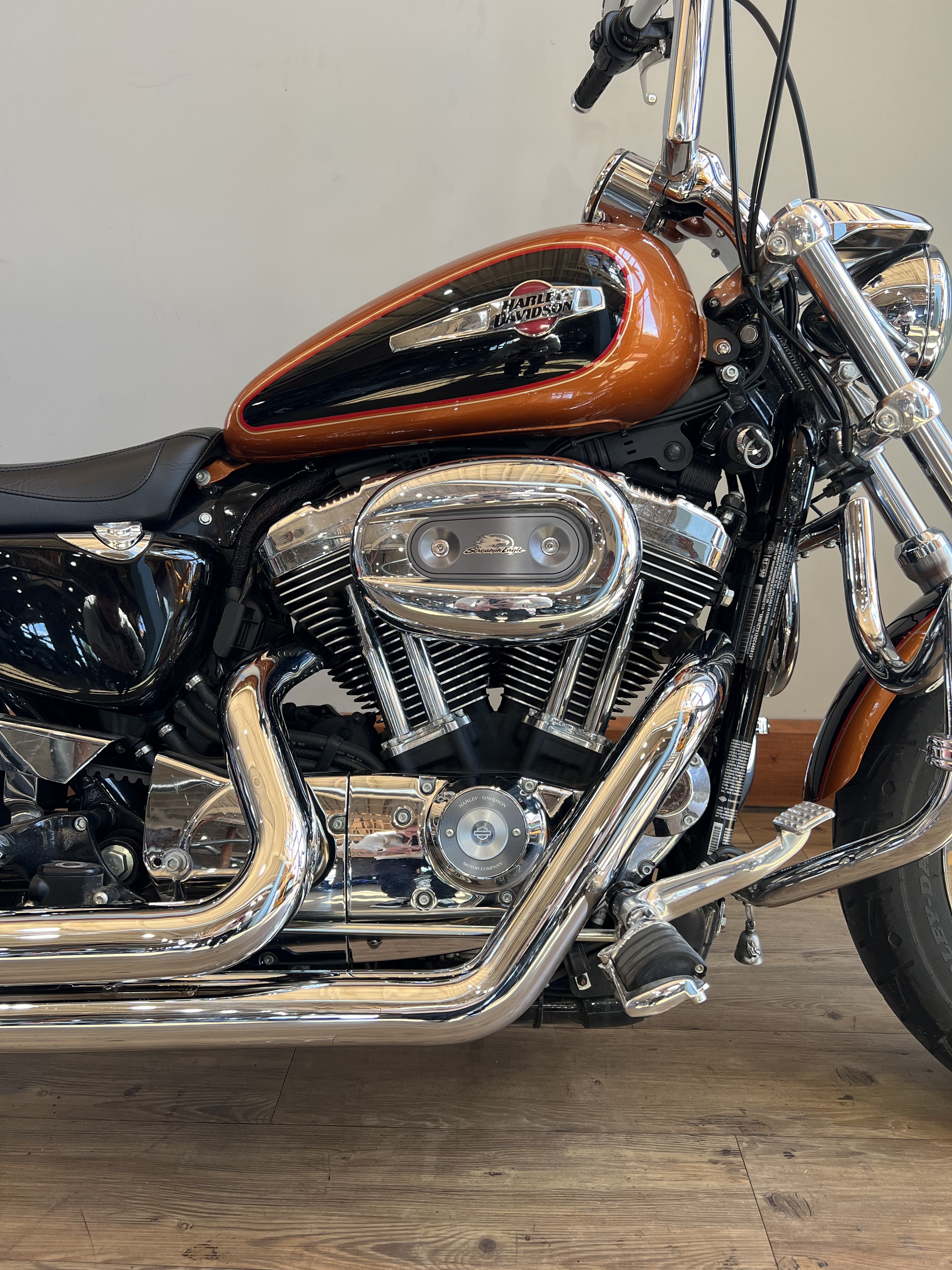 2016 Harley-Davidson 1200 Custom in Loveland, Colorado - Photo 4